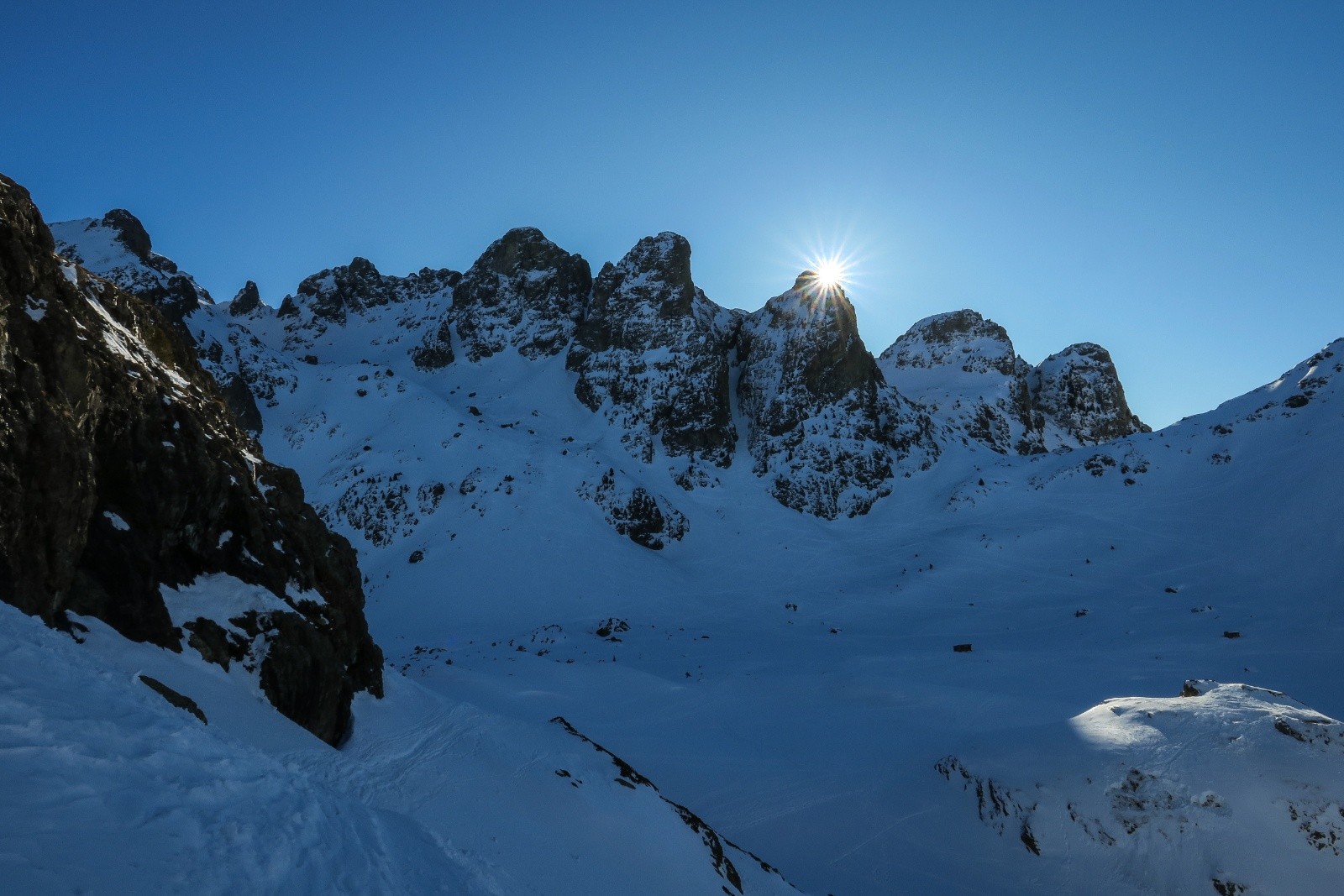 Brèche Robert Nord au moment où le soleil sort 