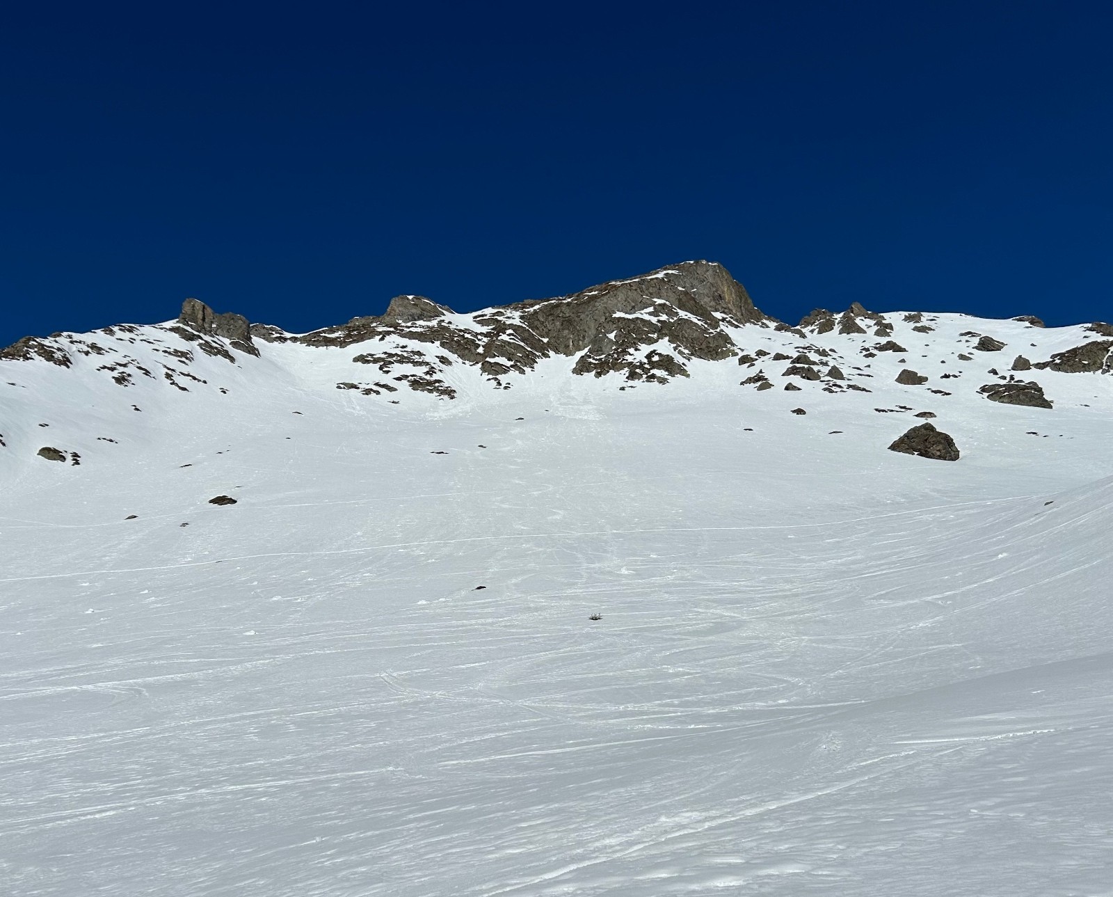  Rab non tracé, ski très correct