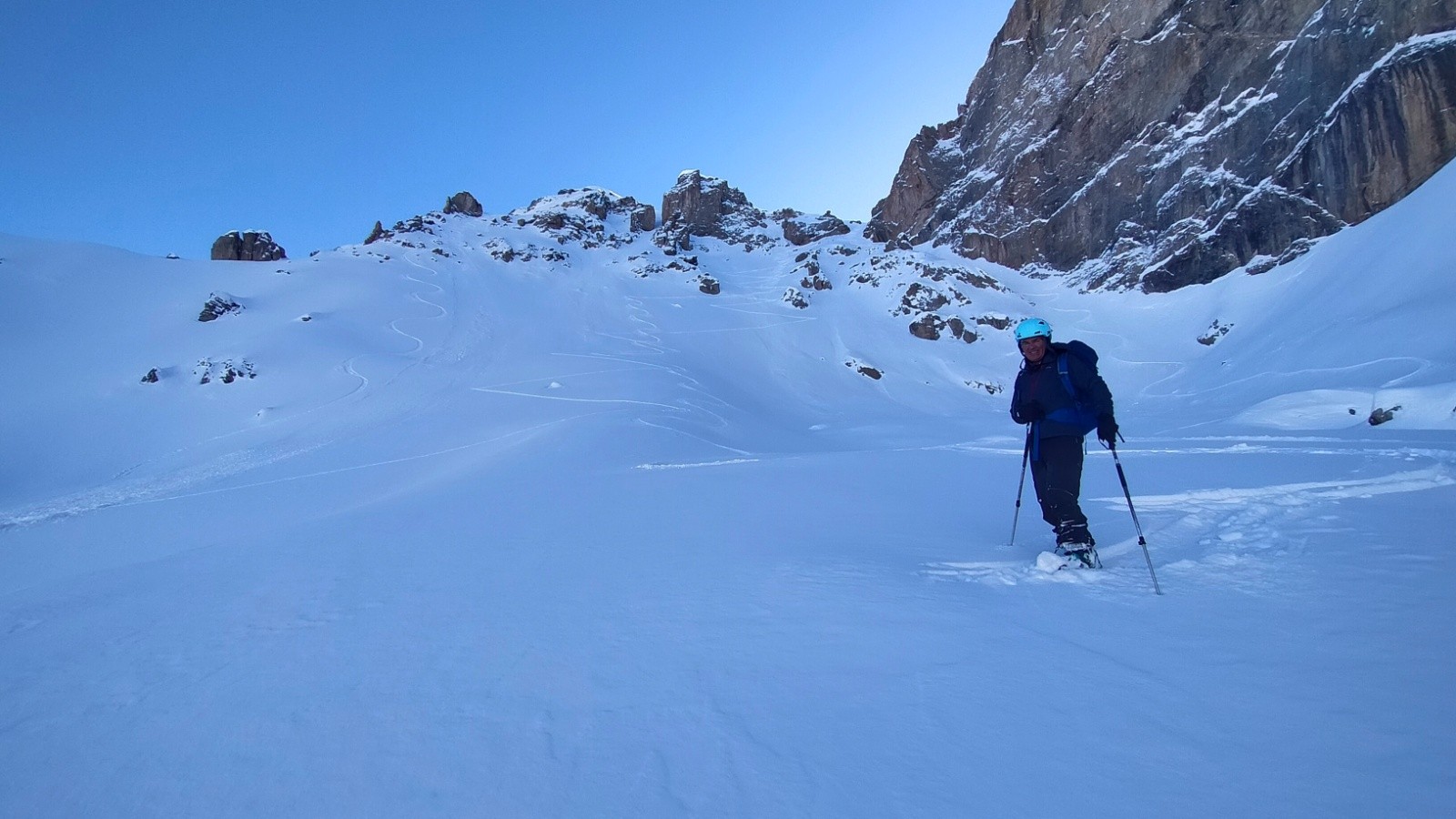 Traces de descente, chacun son couloir 