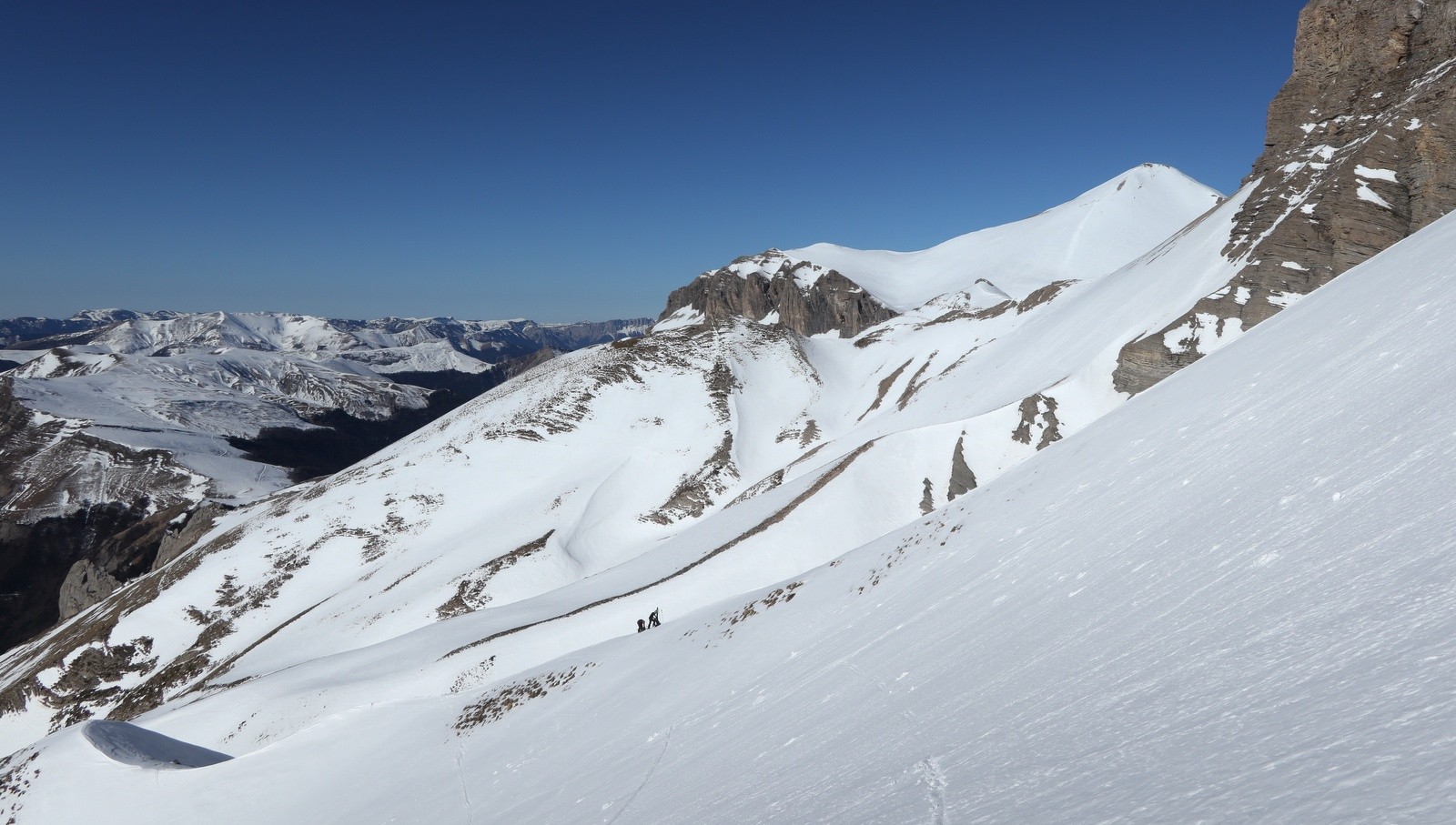 Vers la Tête de Vallon Pierra