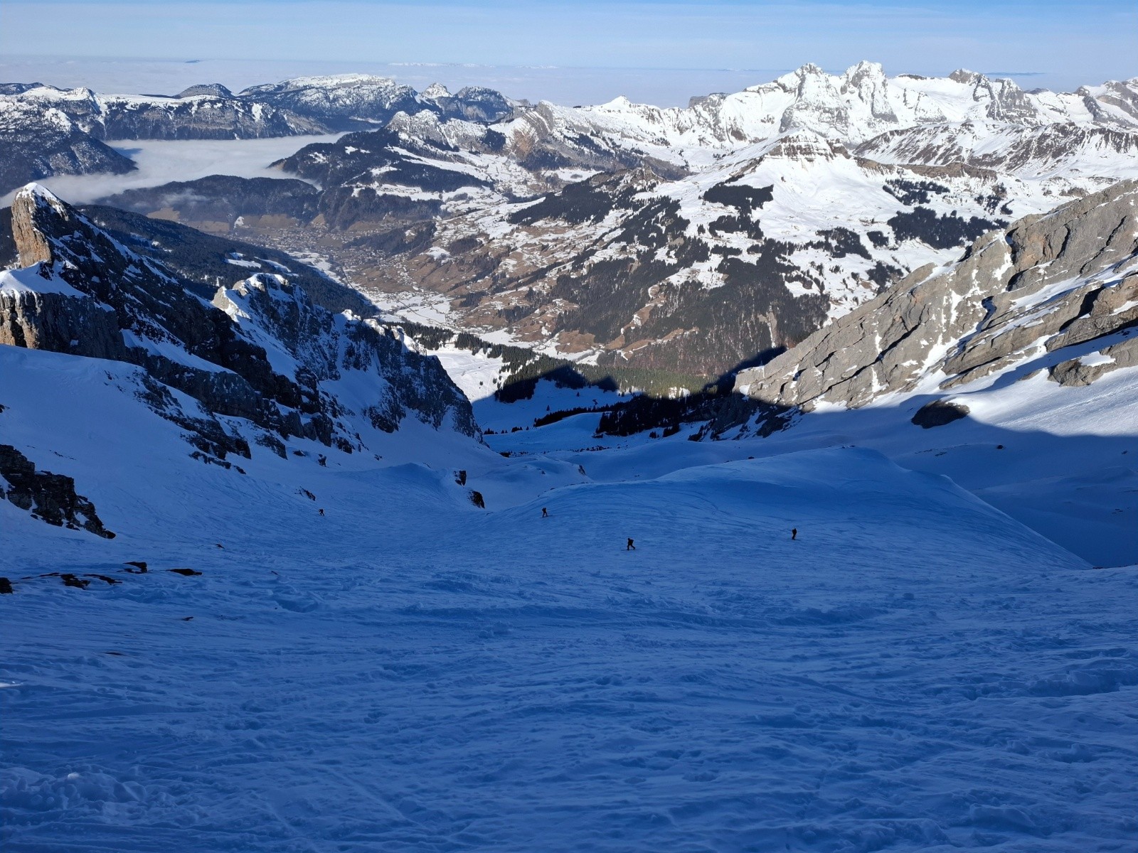 Combe Grand crêt depuis tête pelouse, ca commence à arriver 