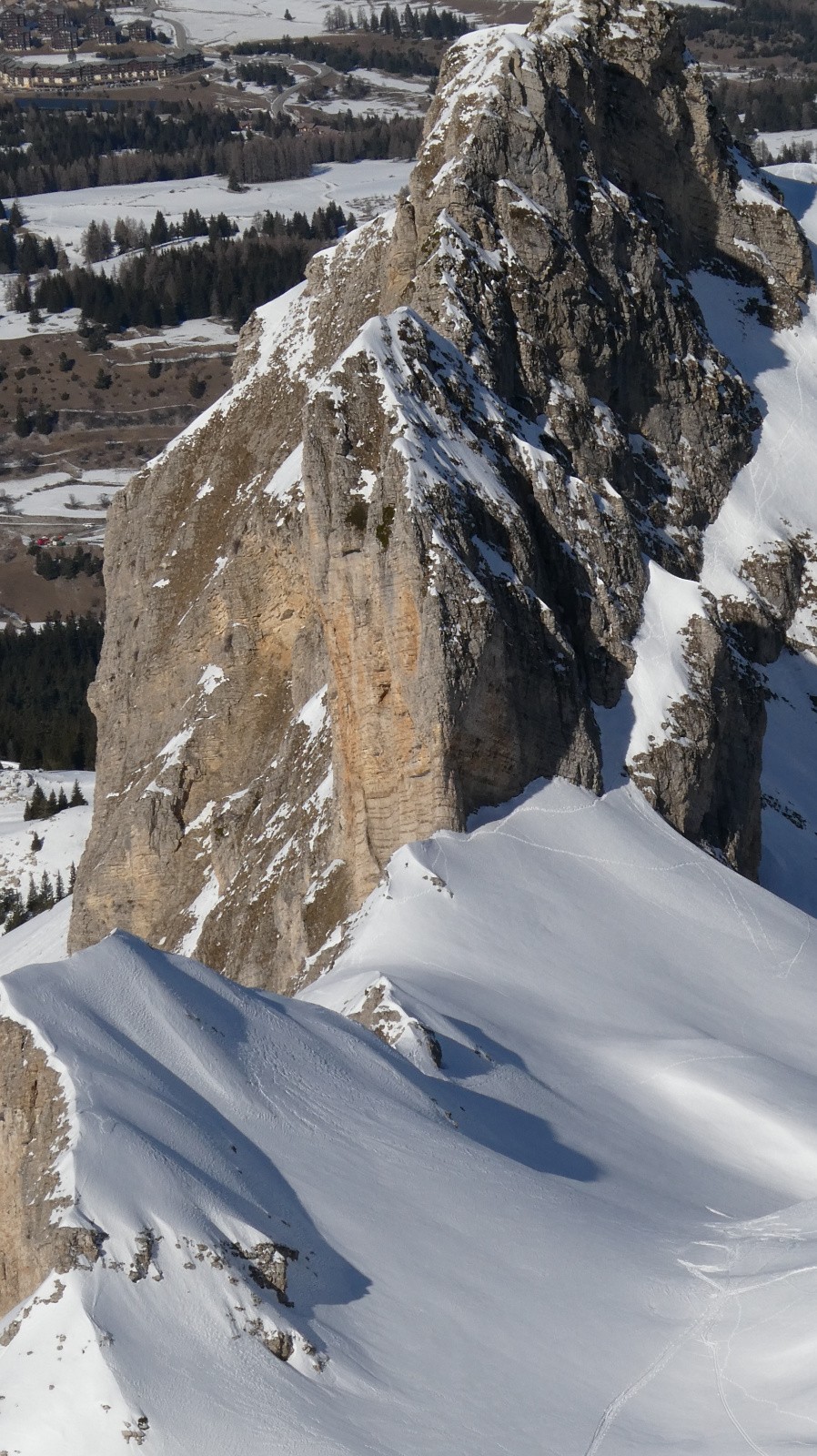  Crête d’Ane séparant le vallon de l’Ane et le vallon froid