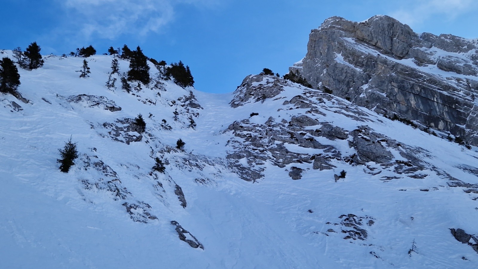 Le petit couloir qui finit par une barre ! 