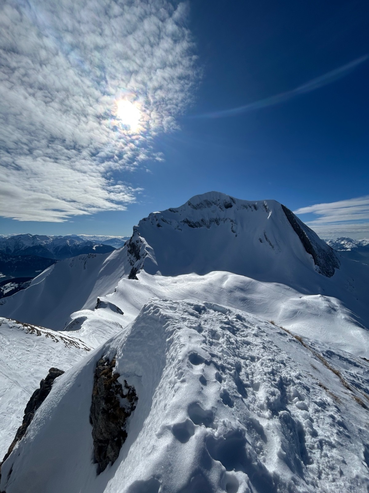  au moins une bonne vingtaine de personnes sur l'arête