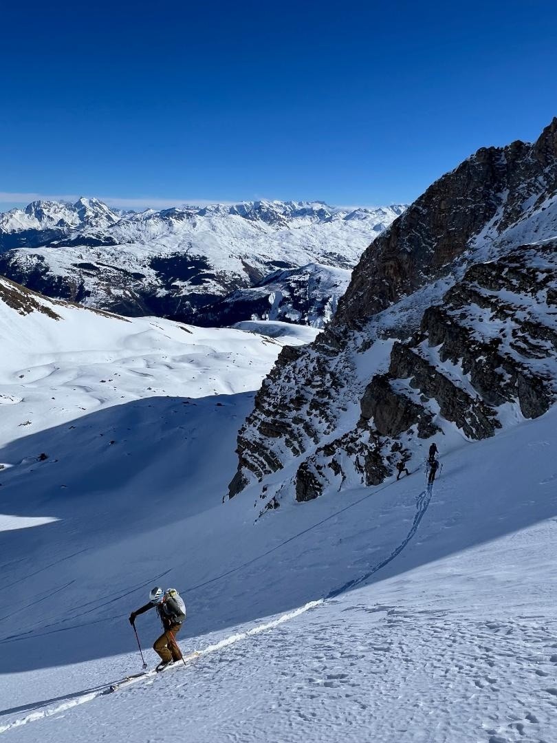 Remontée sur la Frasse