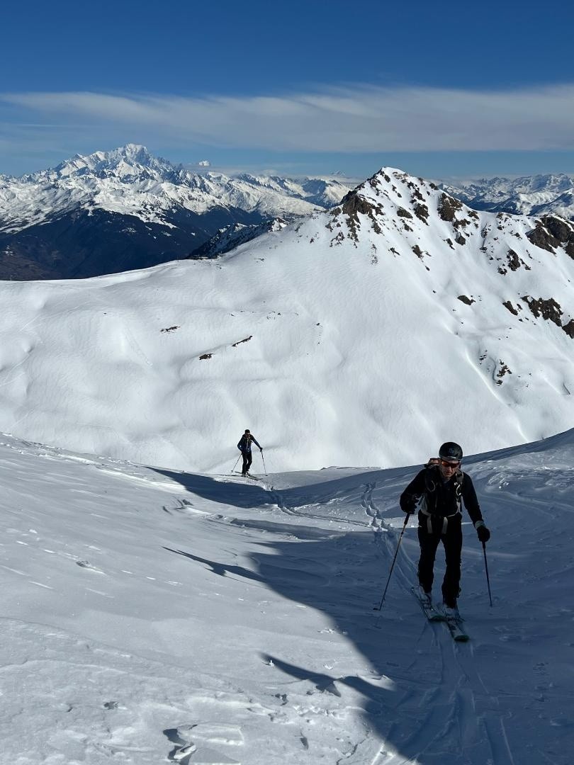 Arrivée sur la combe pierreuse