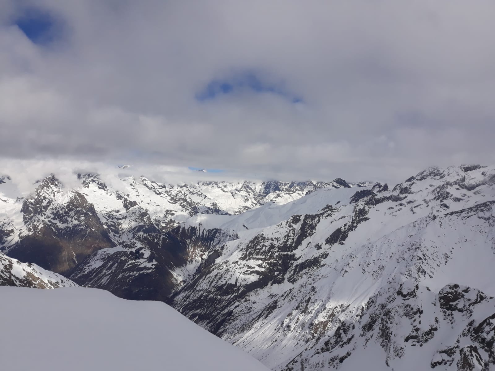 Rouies et Barre dans les nuages