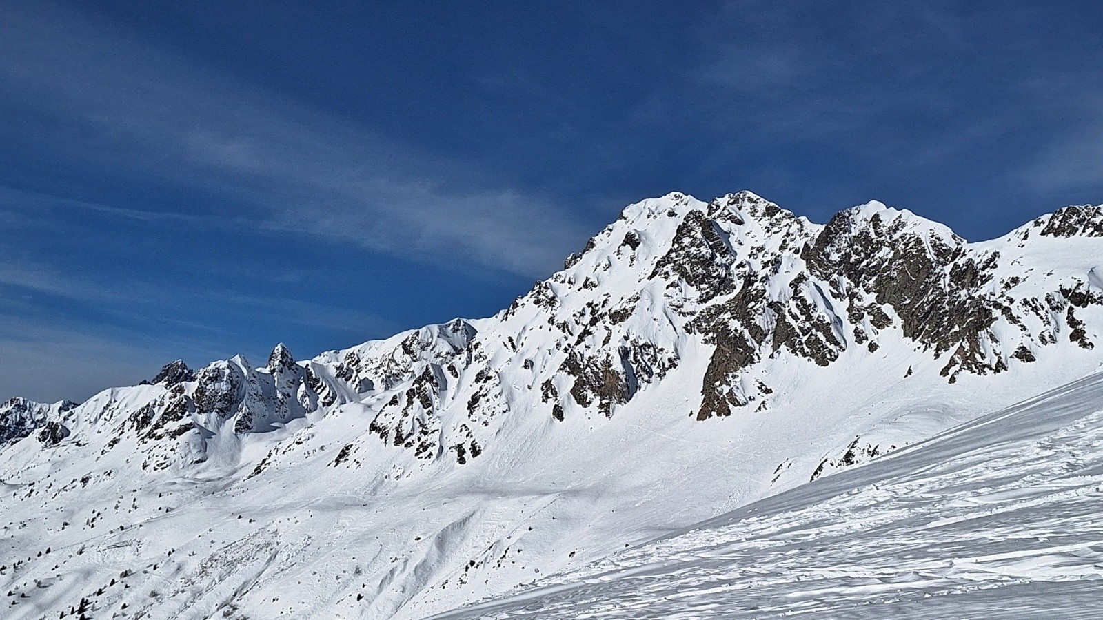  Des traces dans Rochers Rissiou 