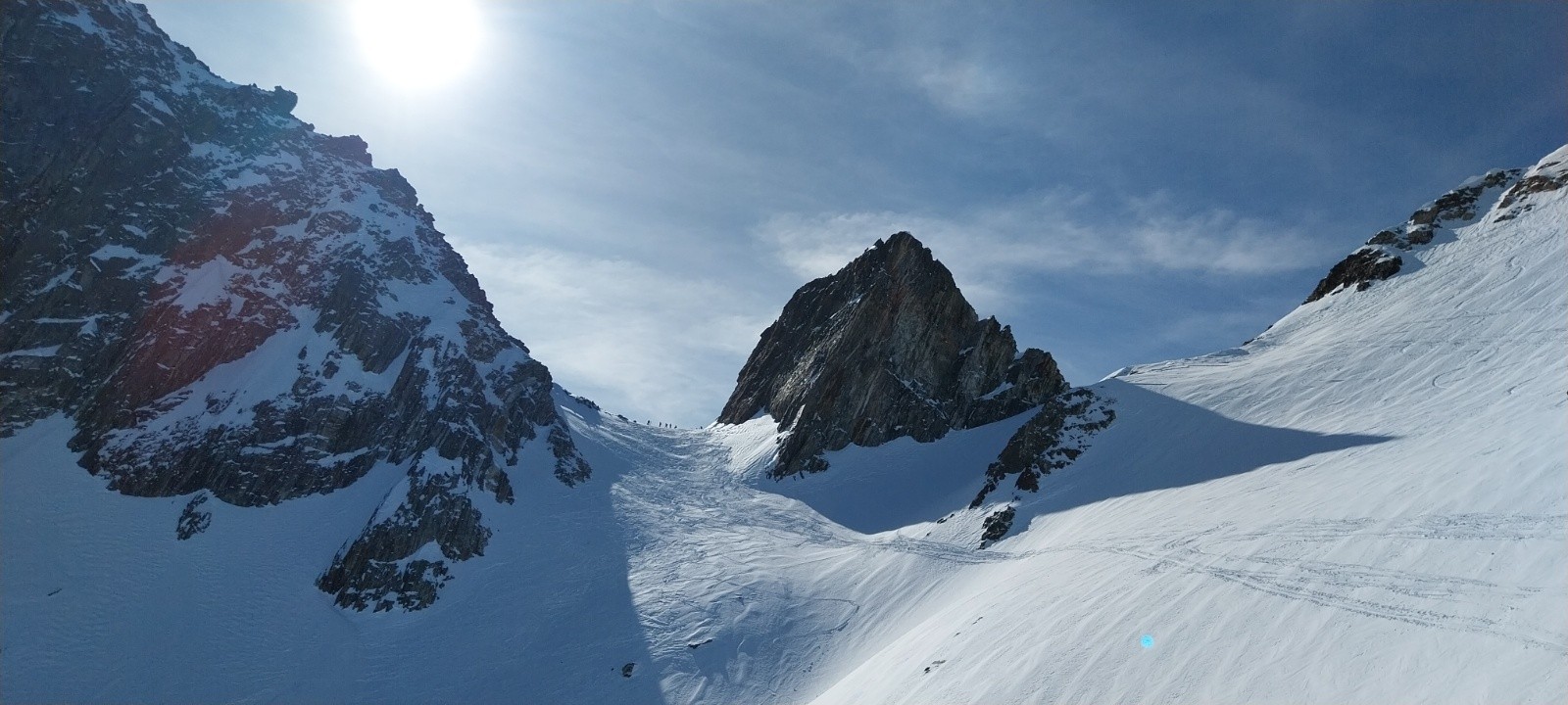 &nbsp;Selle du puy gris à gauche
