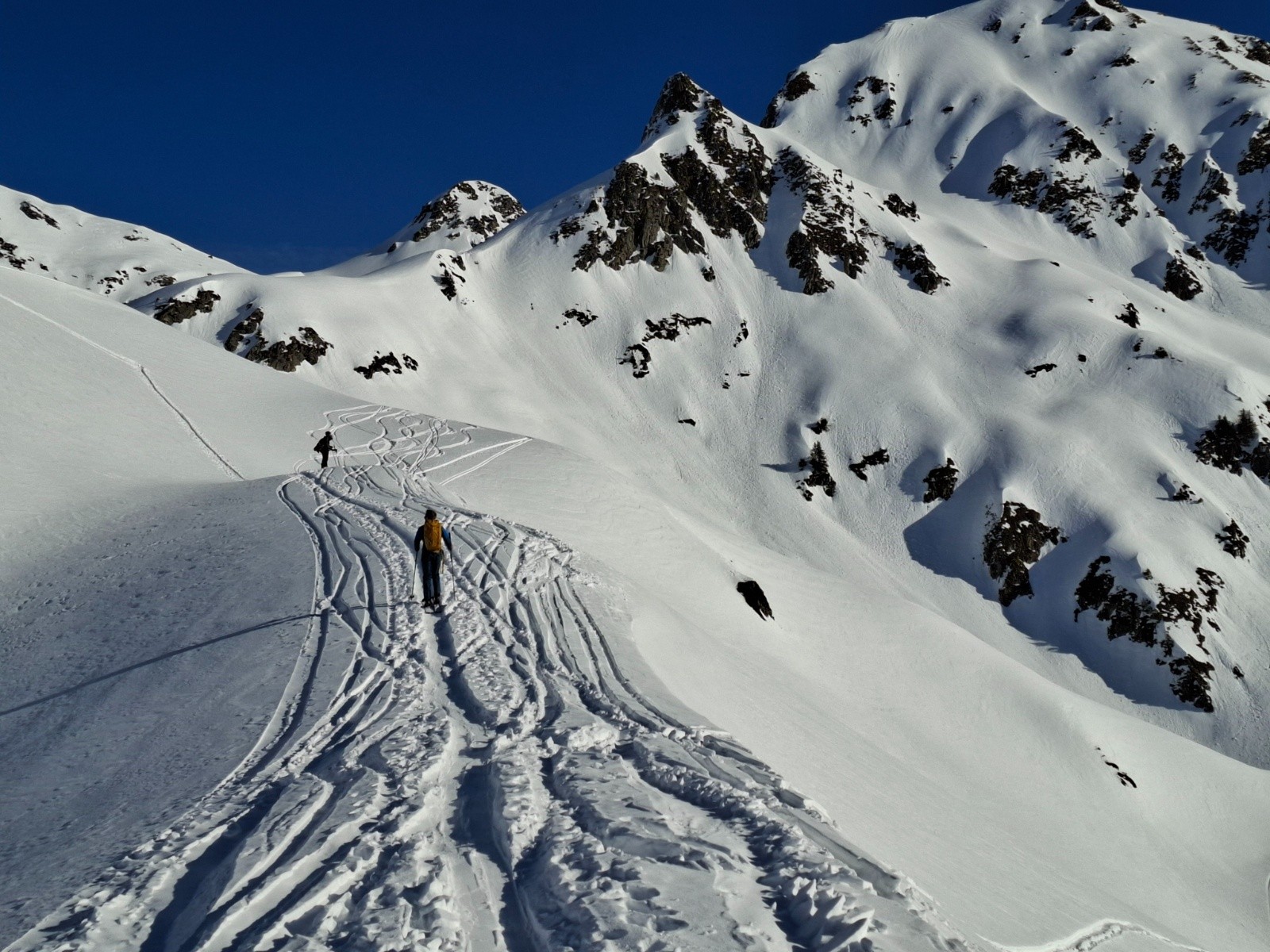 direction col entre Grande Journée et pointe de Lavouet 