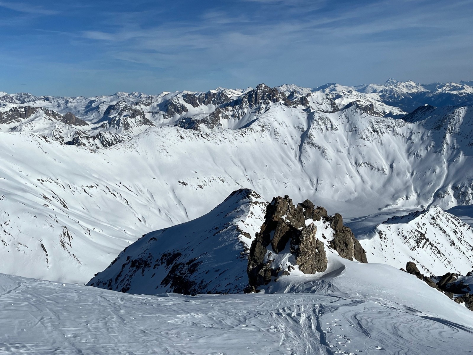 J1: Vue depuis le collu à 3213m 