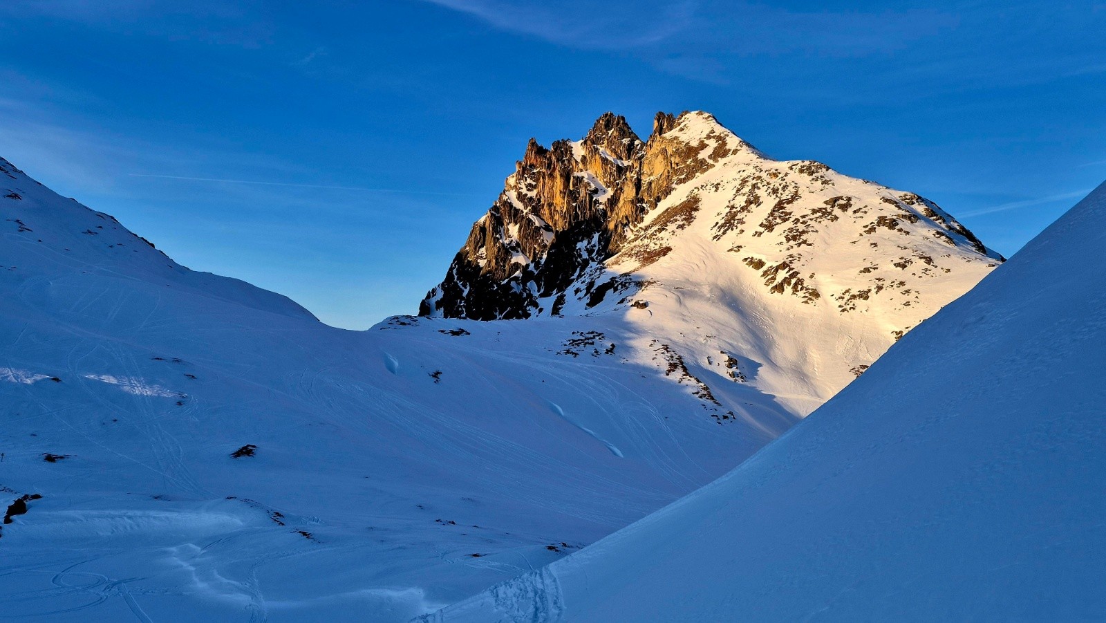  Descente vers le seuil des Rochilles