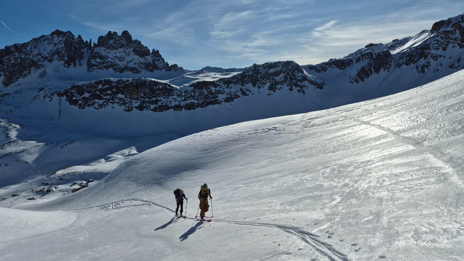 Montée vers la crête avant de basculer vers le refuge du Thabor (pour éviter le long plat vers le col.de la vallee etroite)