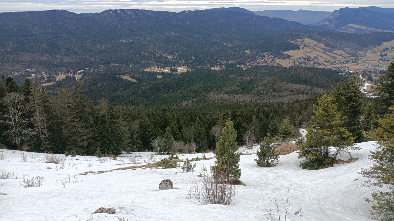 le haut de l'ancienne piste 