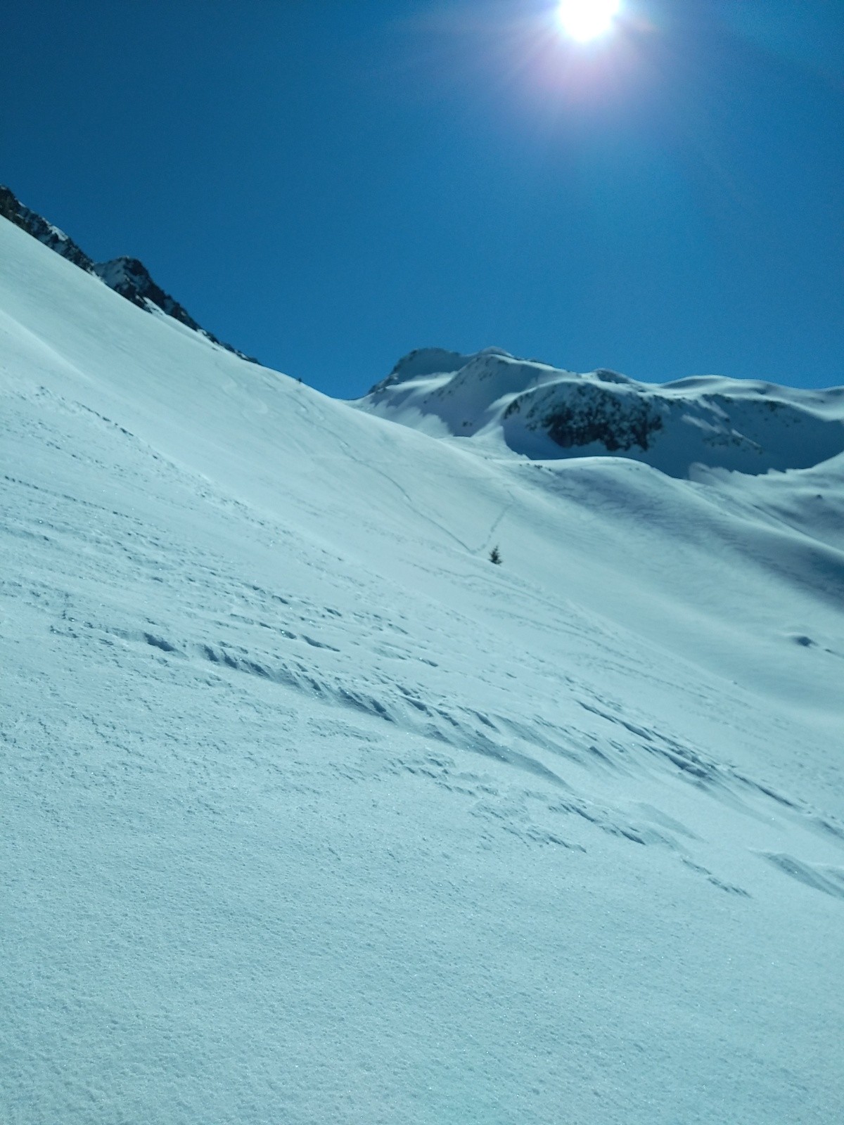  Rocher de Sarvatan au Loin 