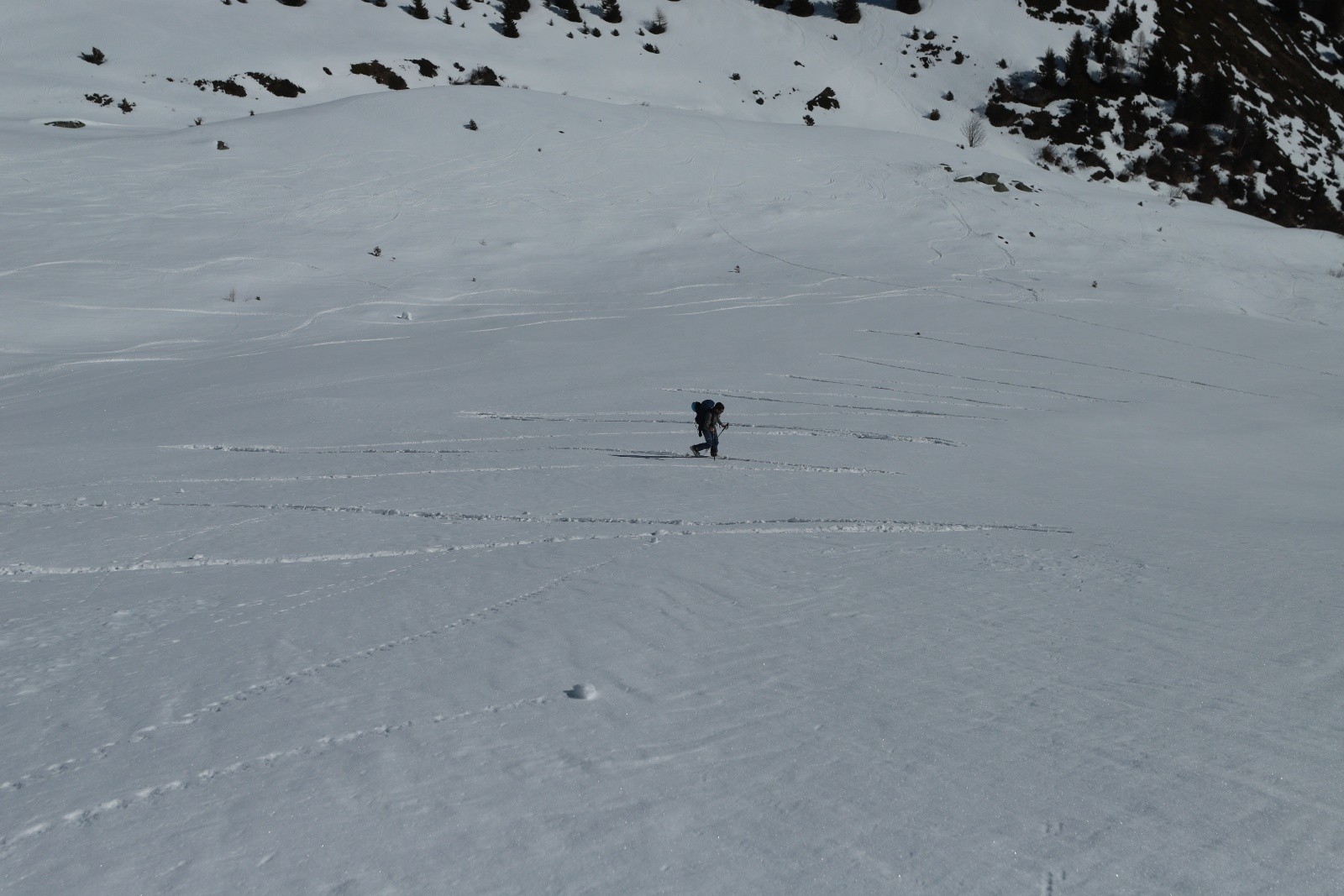 Grande pente d'accès au couloir NE du Pic de Fremezan