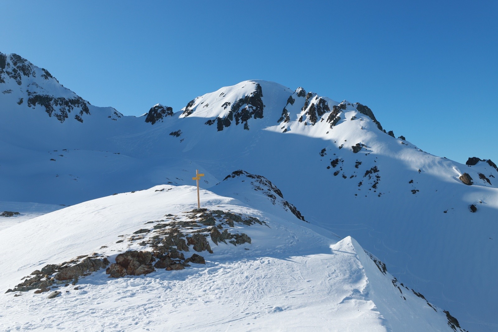 Vue sur nos traces dans les Rochers de Pâtres 