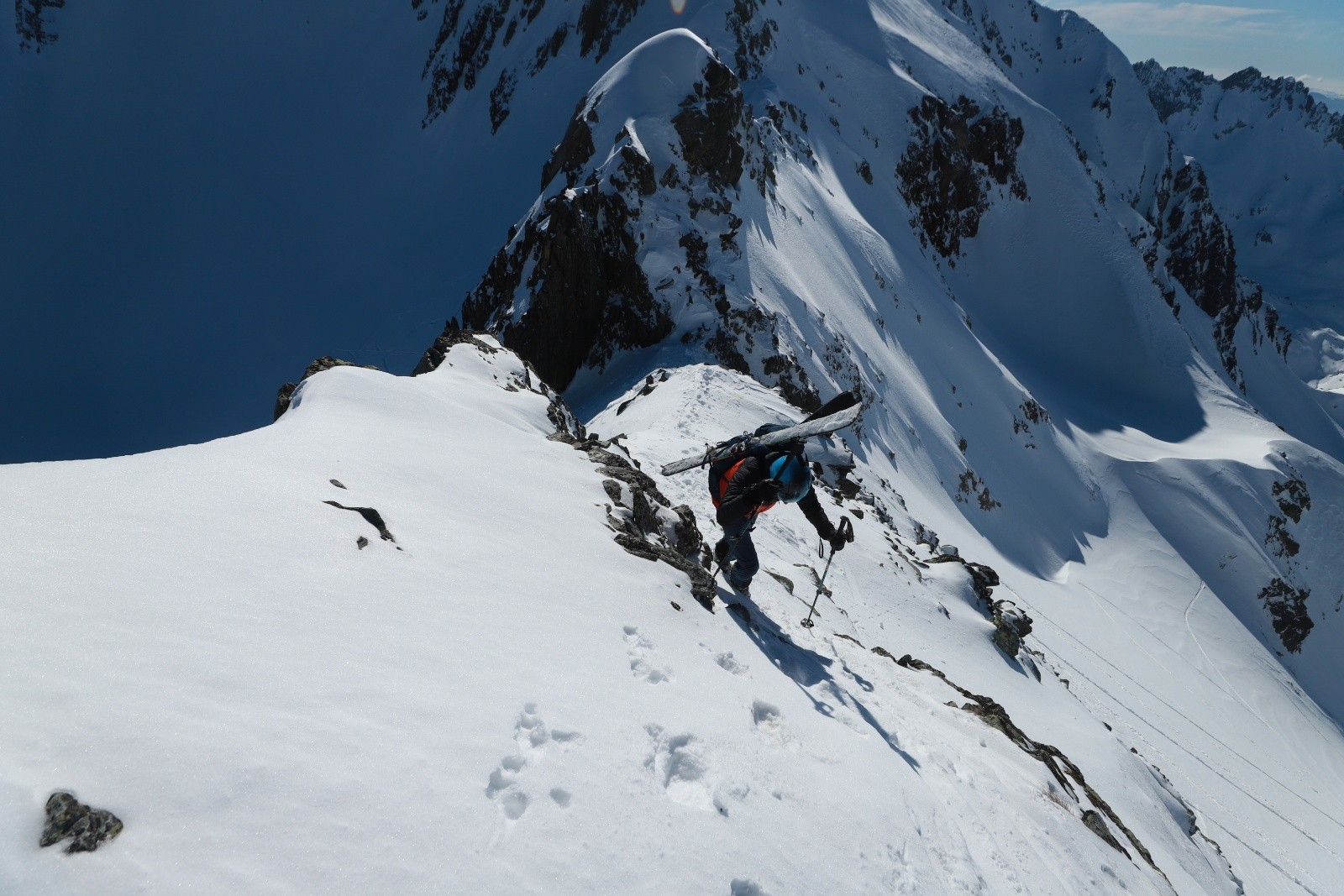  Damien sur l'arête finale des Rochers de Pâtres