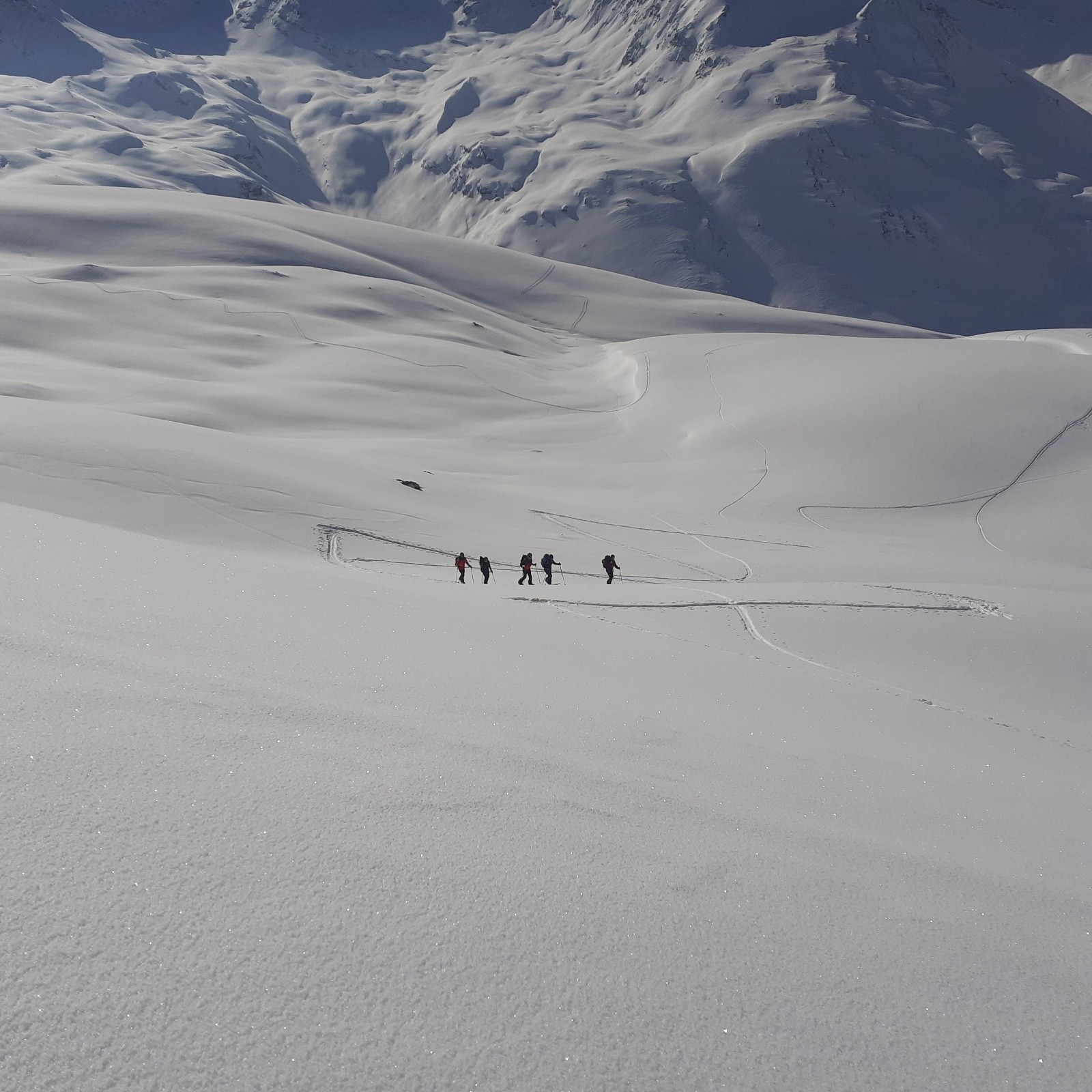 J3, montée vers le col des Barmes de l'Ours 