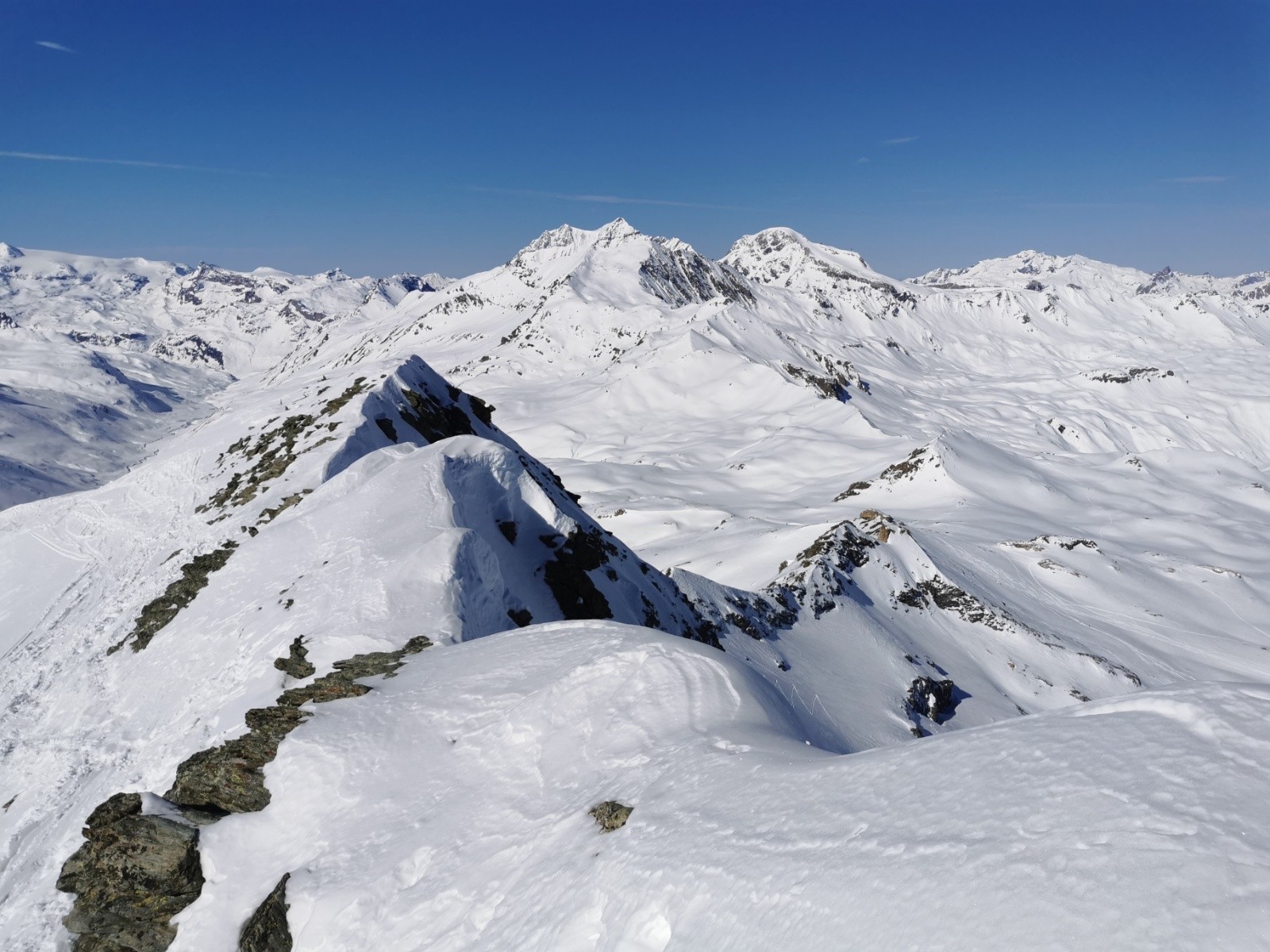 Sana depuis Mean Martin, en contrebas Col du Pisset, pointe du Pisset, col de la Rocheure