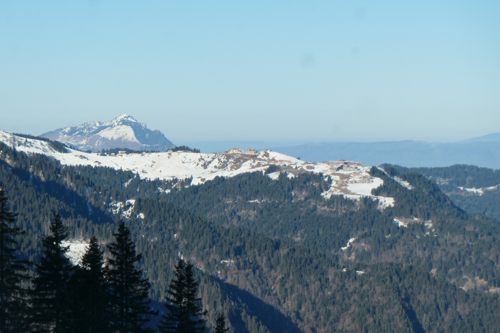 Samoens se déneige à vue d'oeil !  