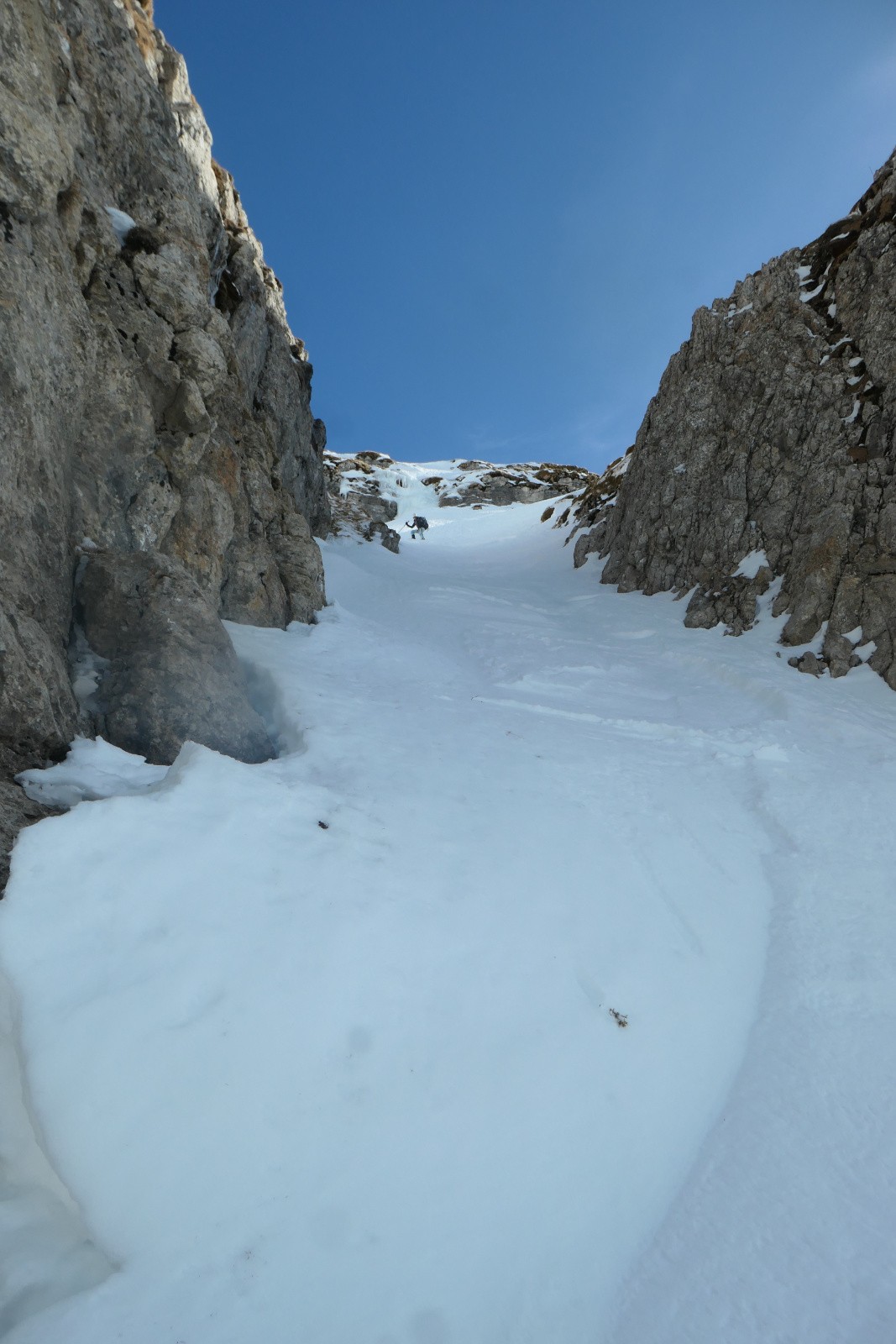 #28 Le couloir caché Le couloir caché