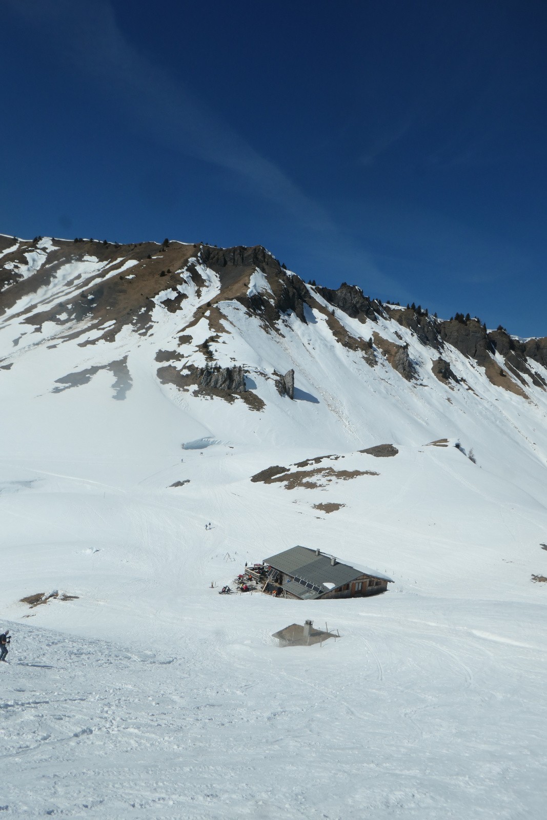 #25 Le refuge de la Golèse vit Le refuge de la Golèse vit