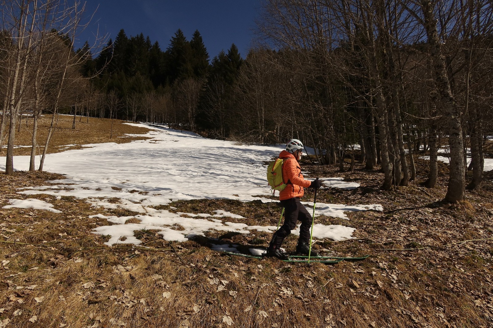 Dry skiing en arrivant à la route sous les Ordons