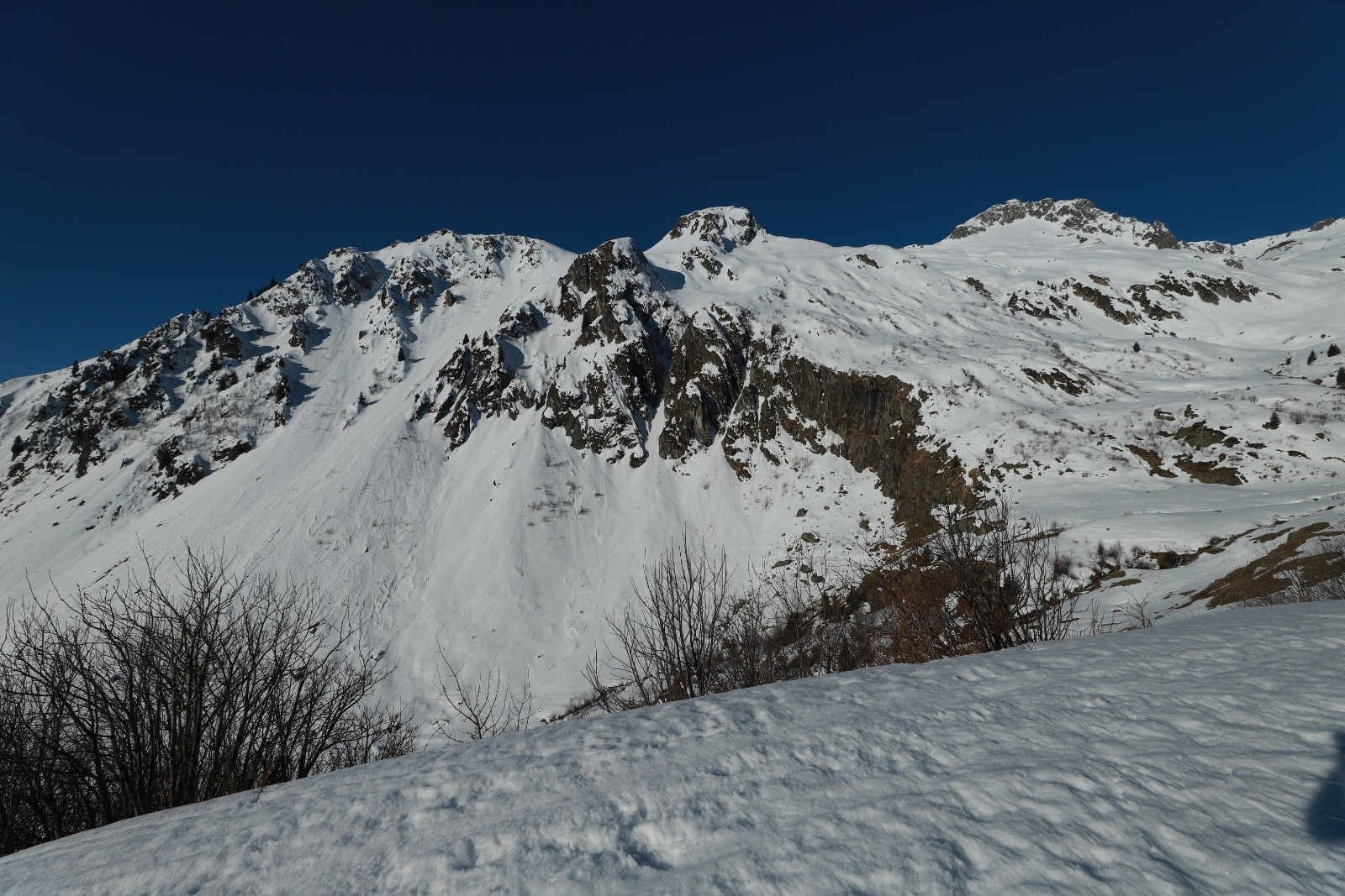 Dans la montée juste avant le Logis des Fées