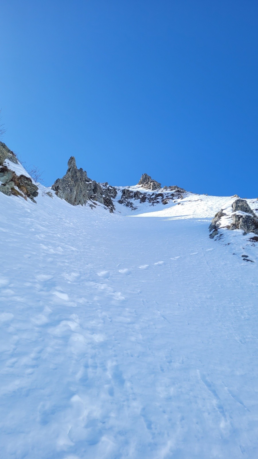  Les contre-pentes en poudre sous le ressaut