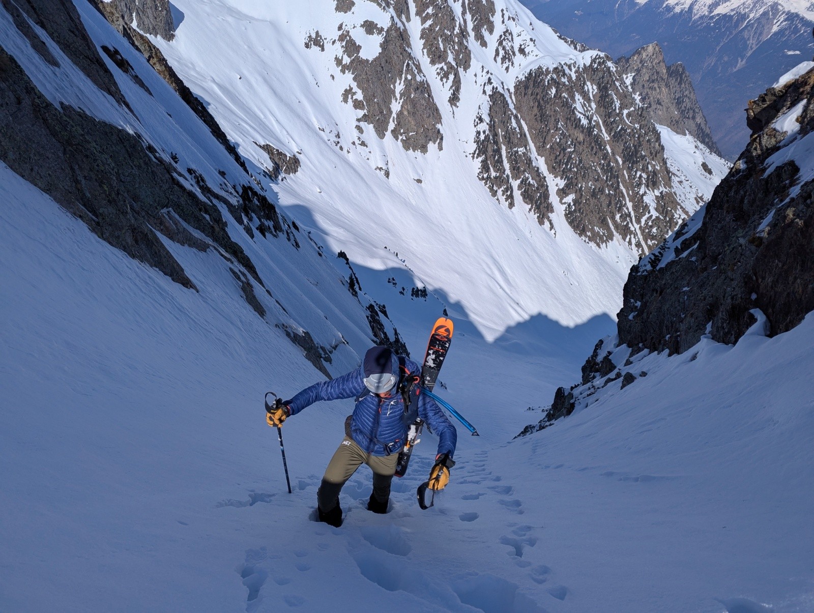 Sortie du couloir central 