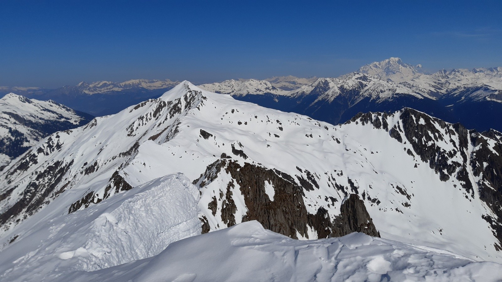 Les Marmottes Noires et Bellacha dans l´alignement&nbsp;