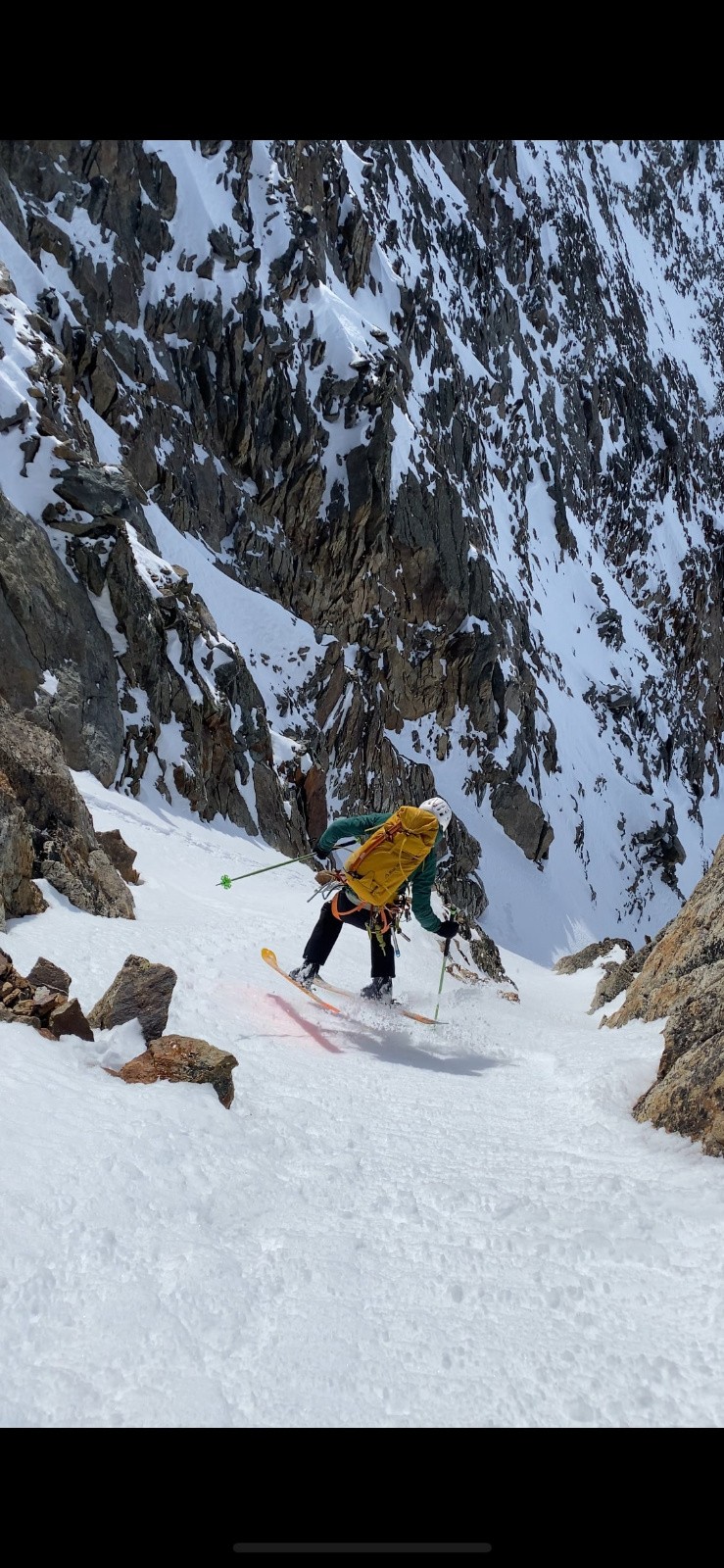 virages sautés dans la langue exposée 
