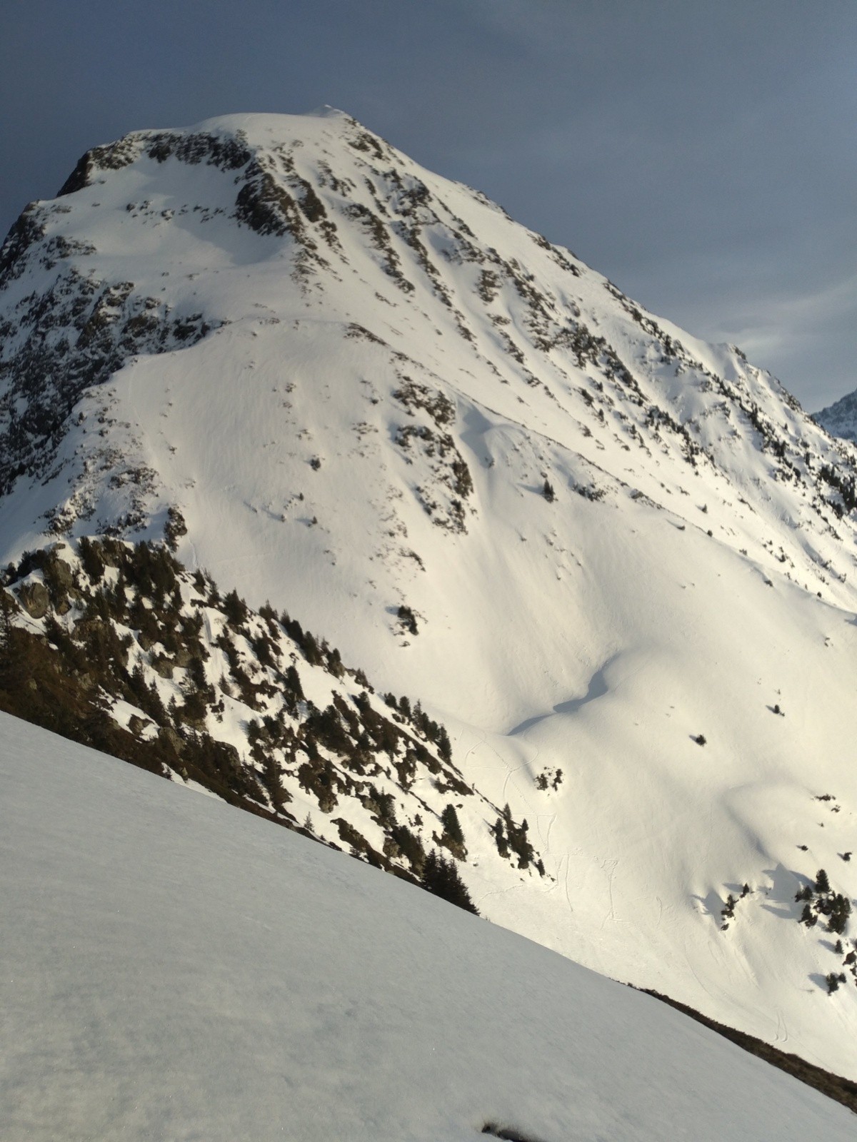  La face nord et au fond la nord ouest 