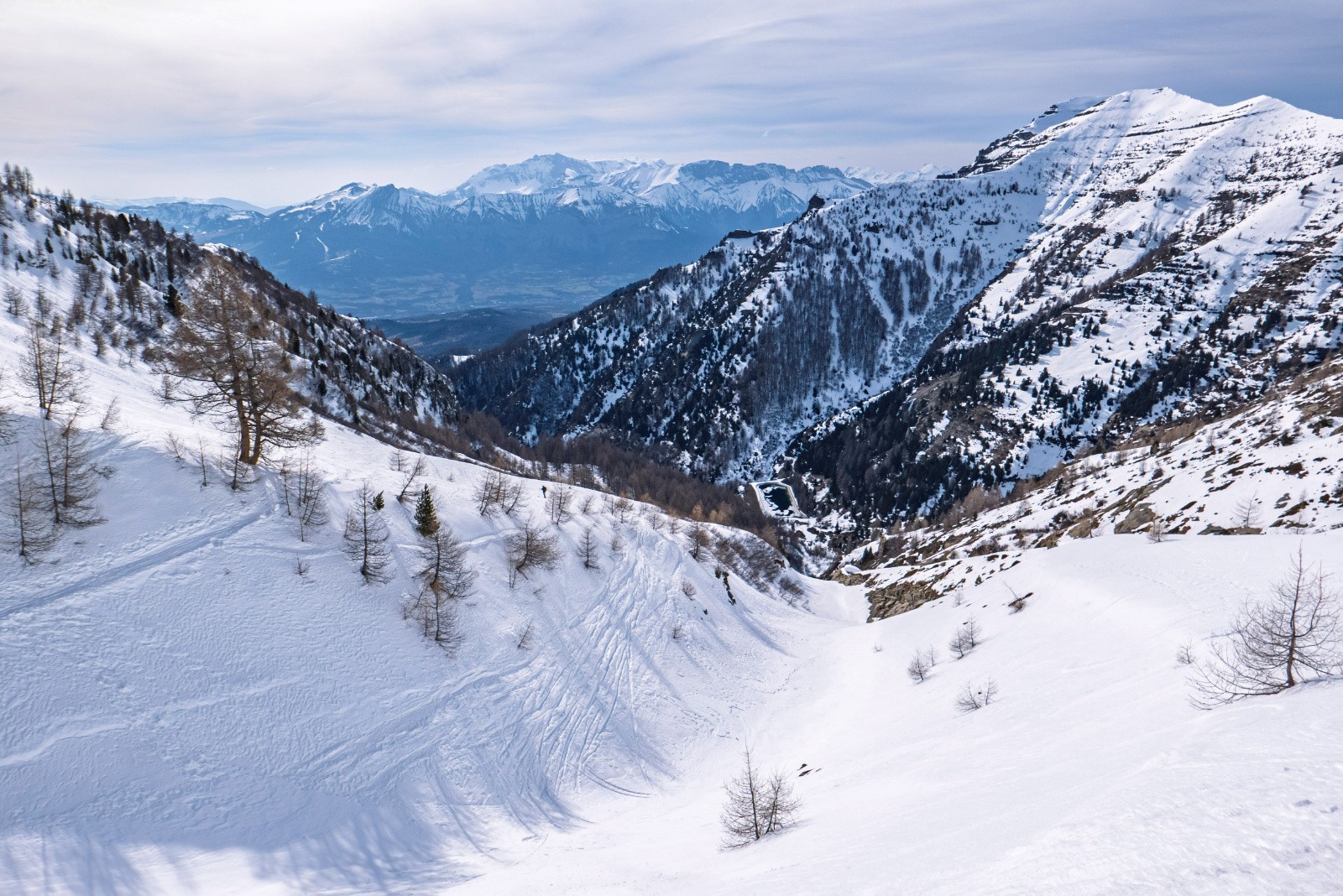 J3 descente versant SW sous le col de la Venasque, on suit les traces pour une fois...