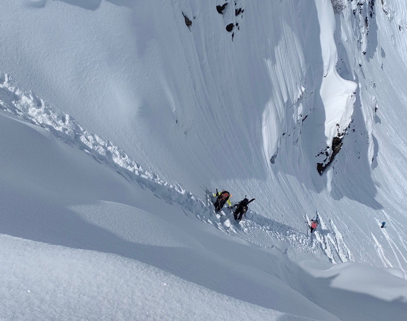 Les autres arrivent&nbsp;