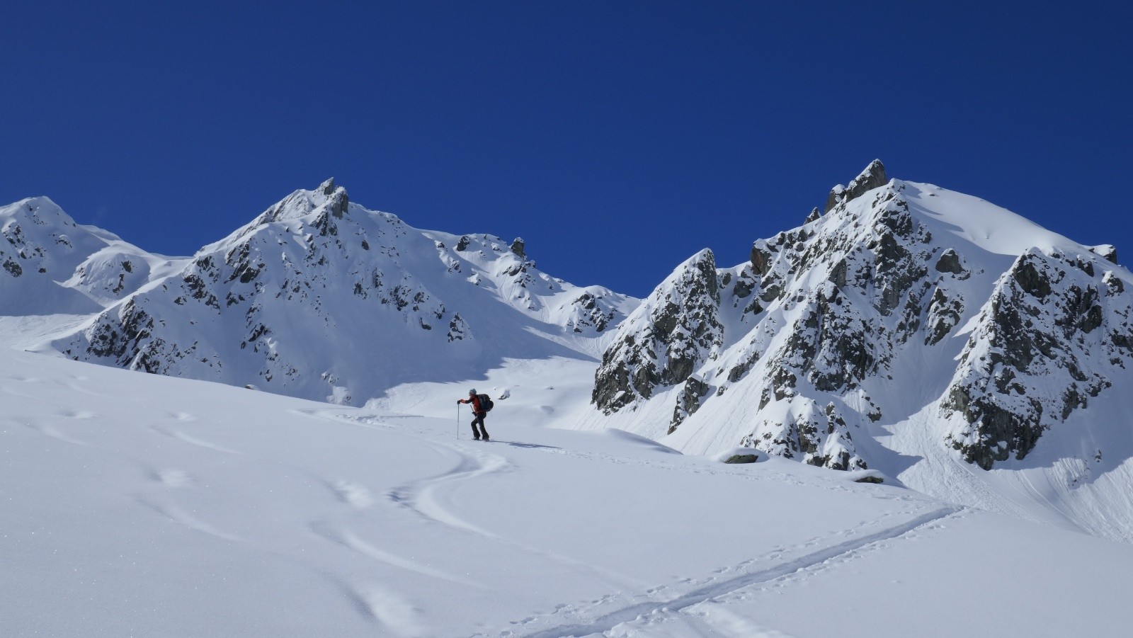 Superbe temps au dessus des nuages