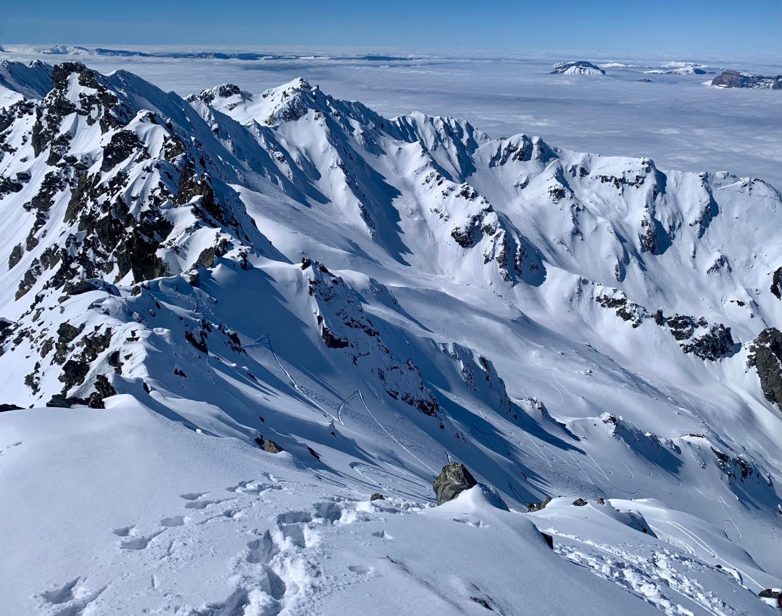 &nbsp;Sommet du pic des cabottes avec pente finale&nbsp;