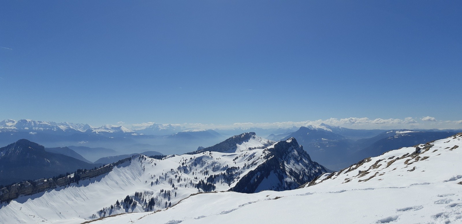 &nbsp;Lorzier, Chalves...