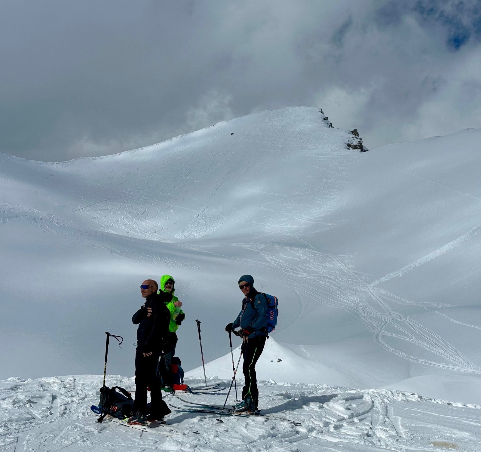 Sous le sommet du Monte Soubeyran
