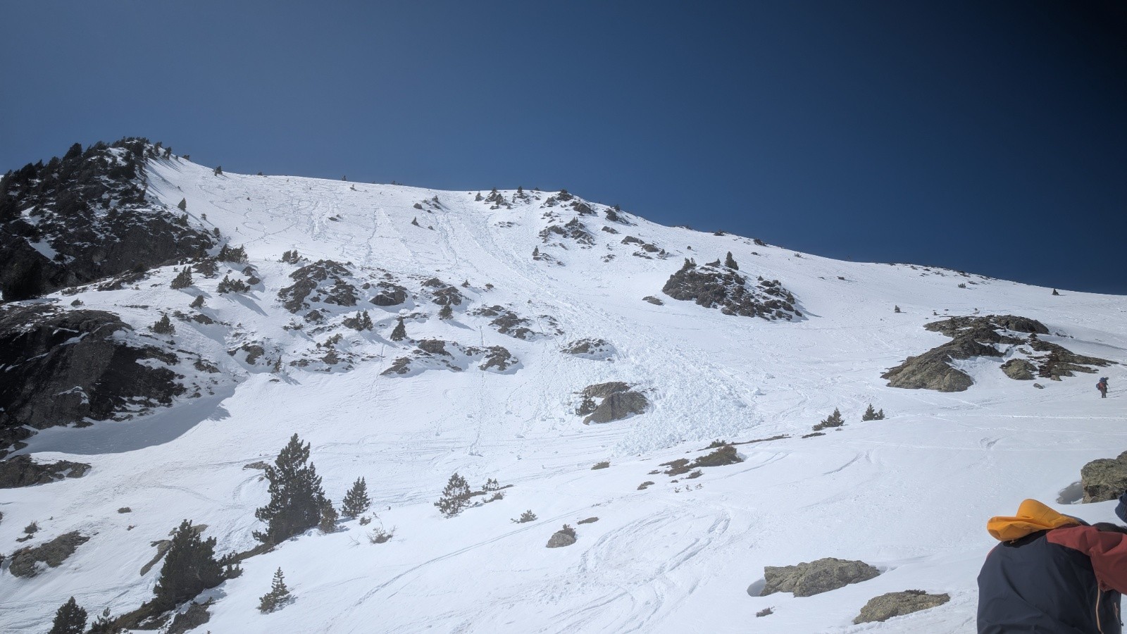 Coulées de neige déclenchées&nbsp; a la botte&nbsp;