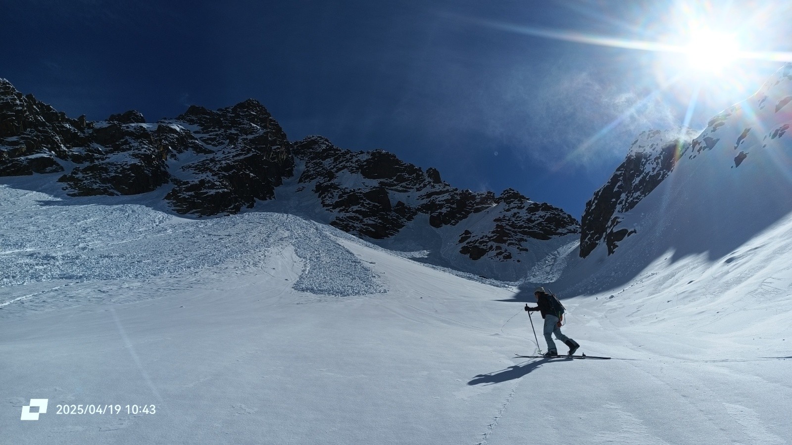 On arrive sous le rocher d'Arguille&nbsp; 