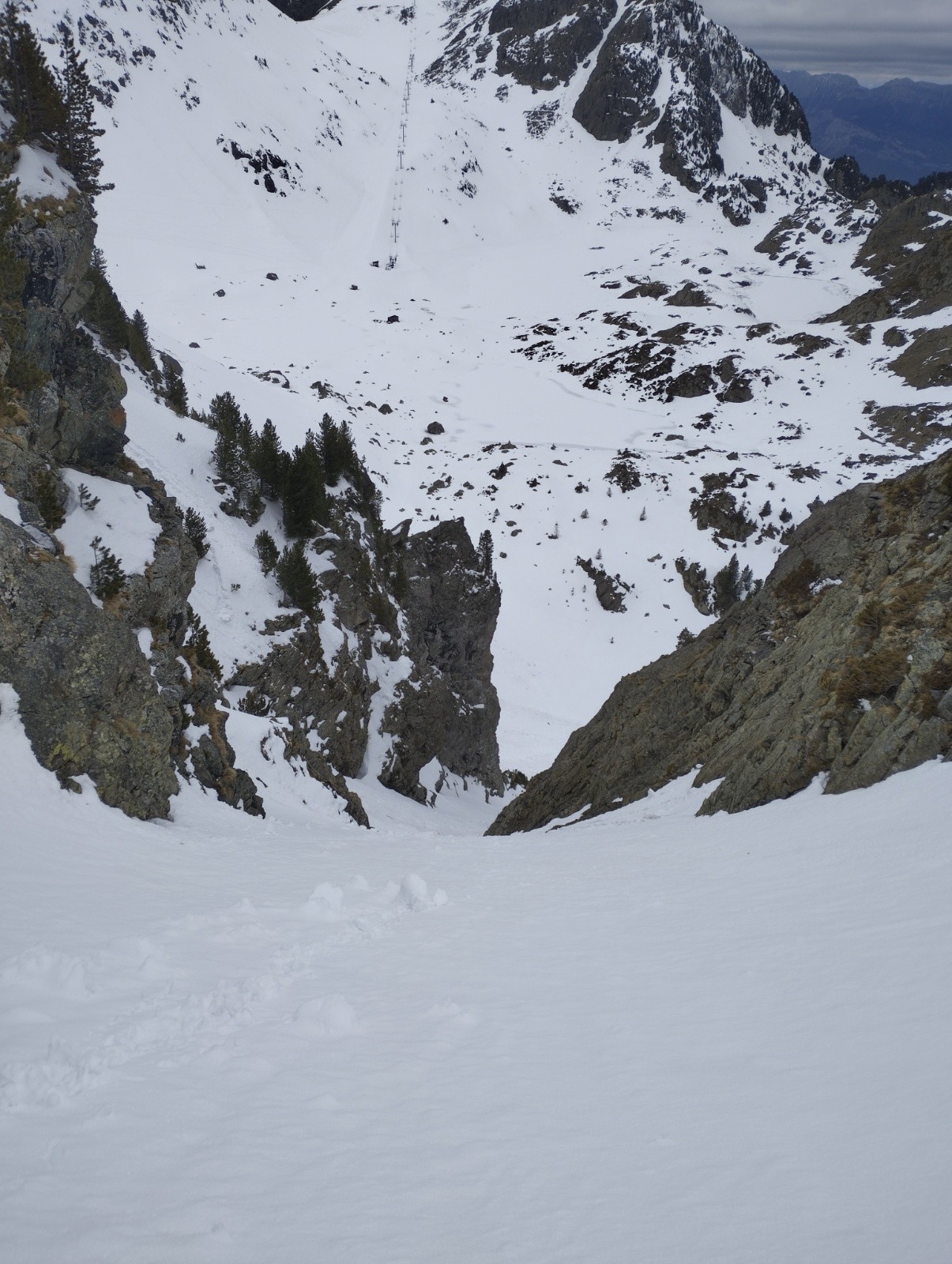 Petit couloir au pied de la montée Pointe de Vaudaine&nbsp;