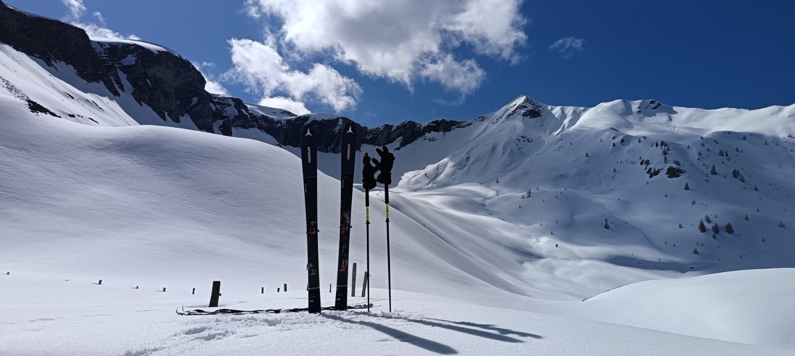 &nbsp;Le Piolit et son versant N (croupe sur sa droite)