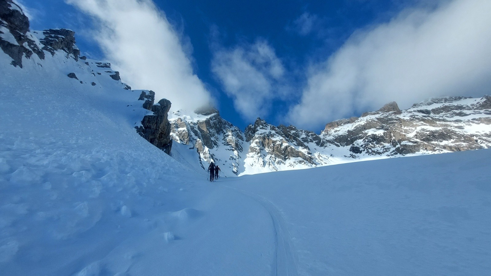 #2 Couloir en vue Couloir en vue