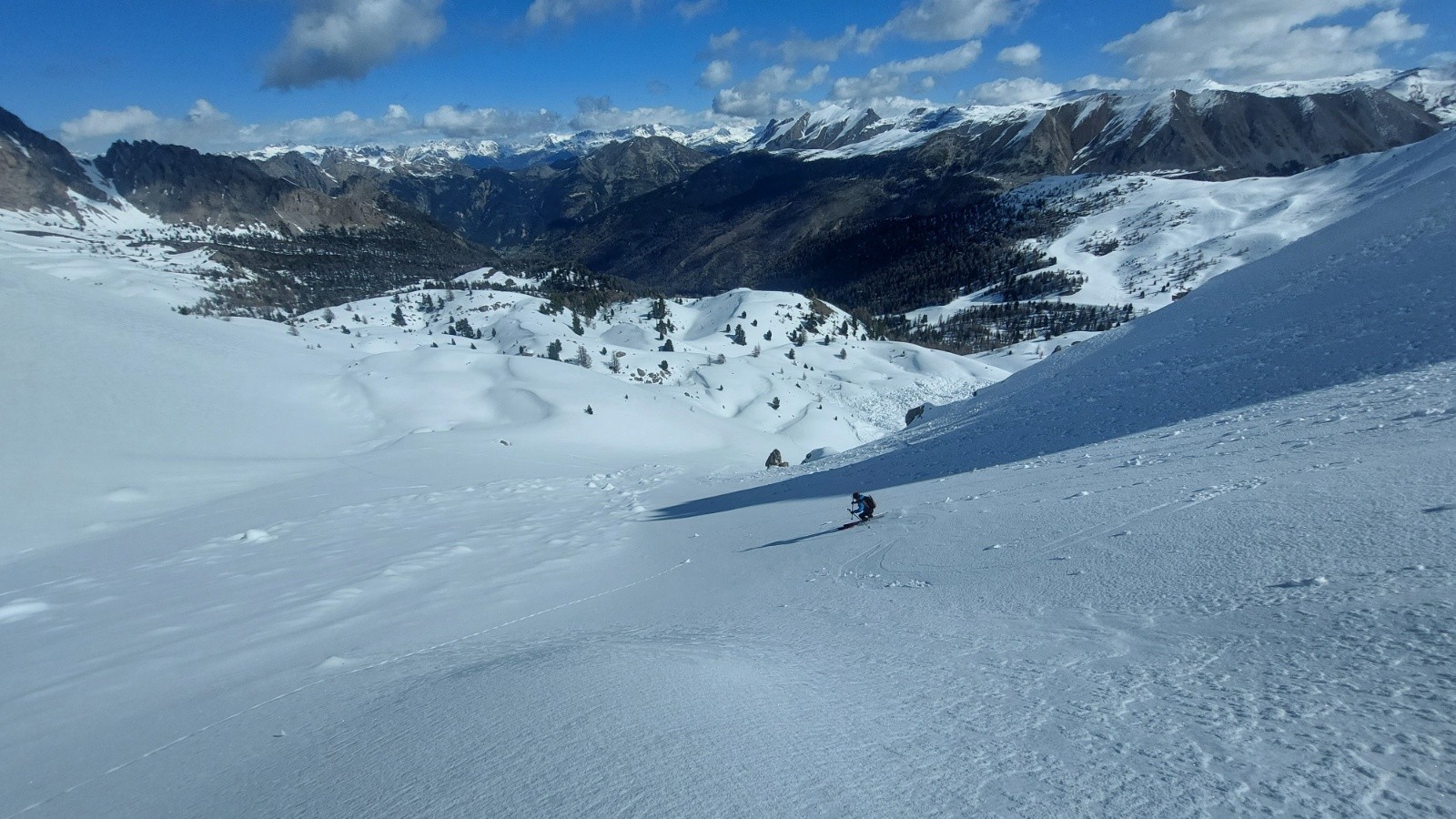 #11 En dessous faut skier leger En dessous faut skier leger