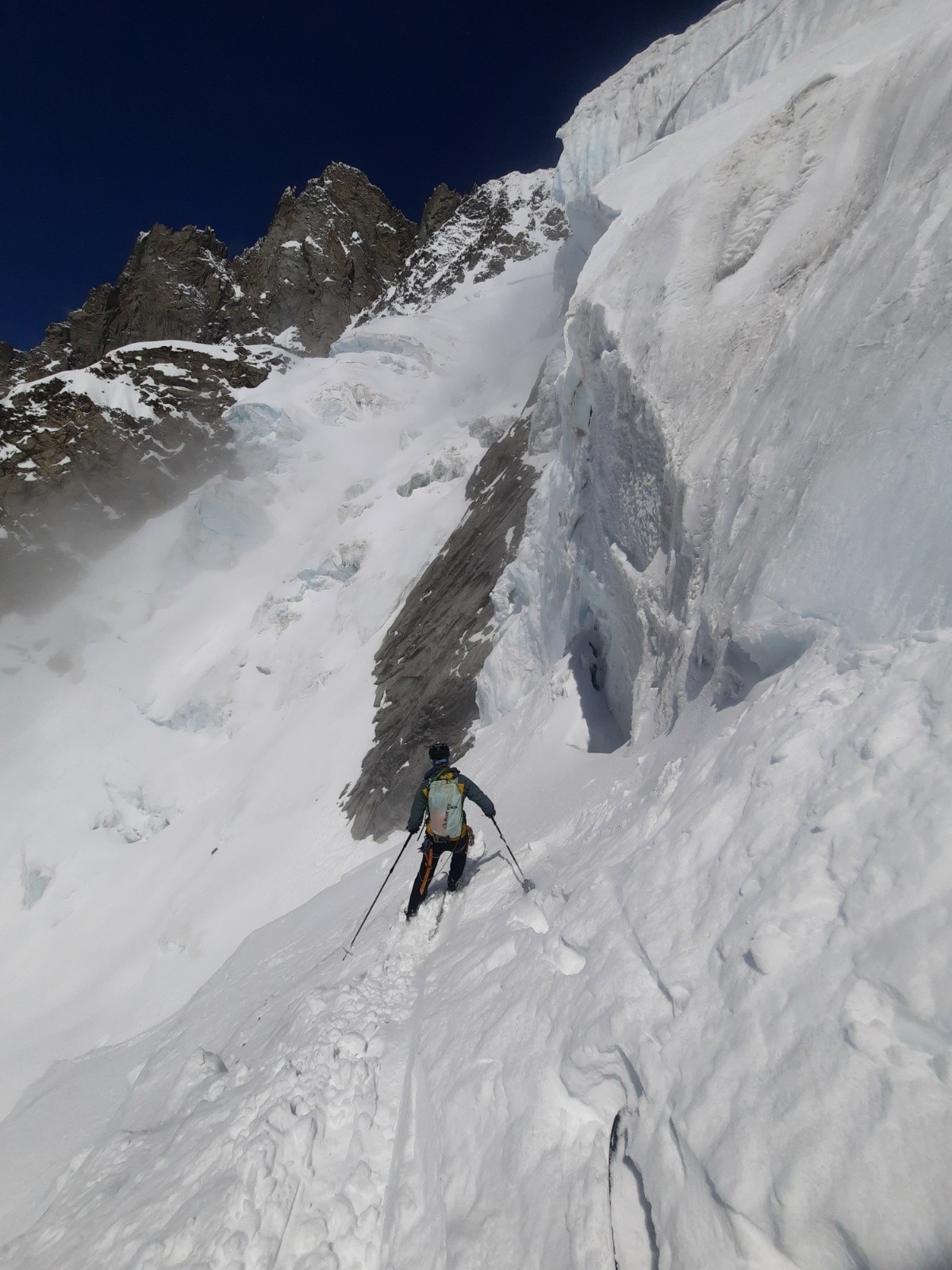 &nbsp;Au milieu des immeubles.&nbsp;