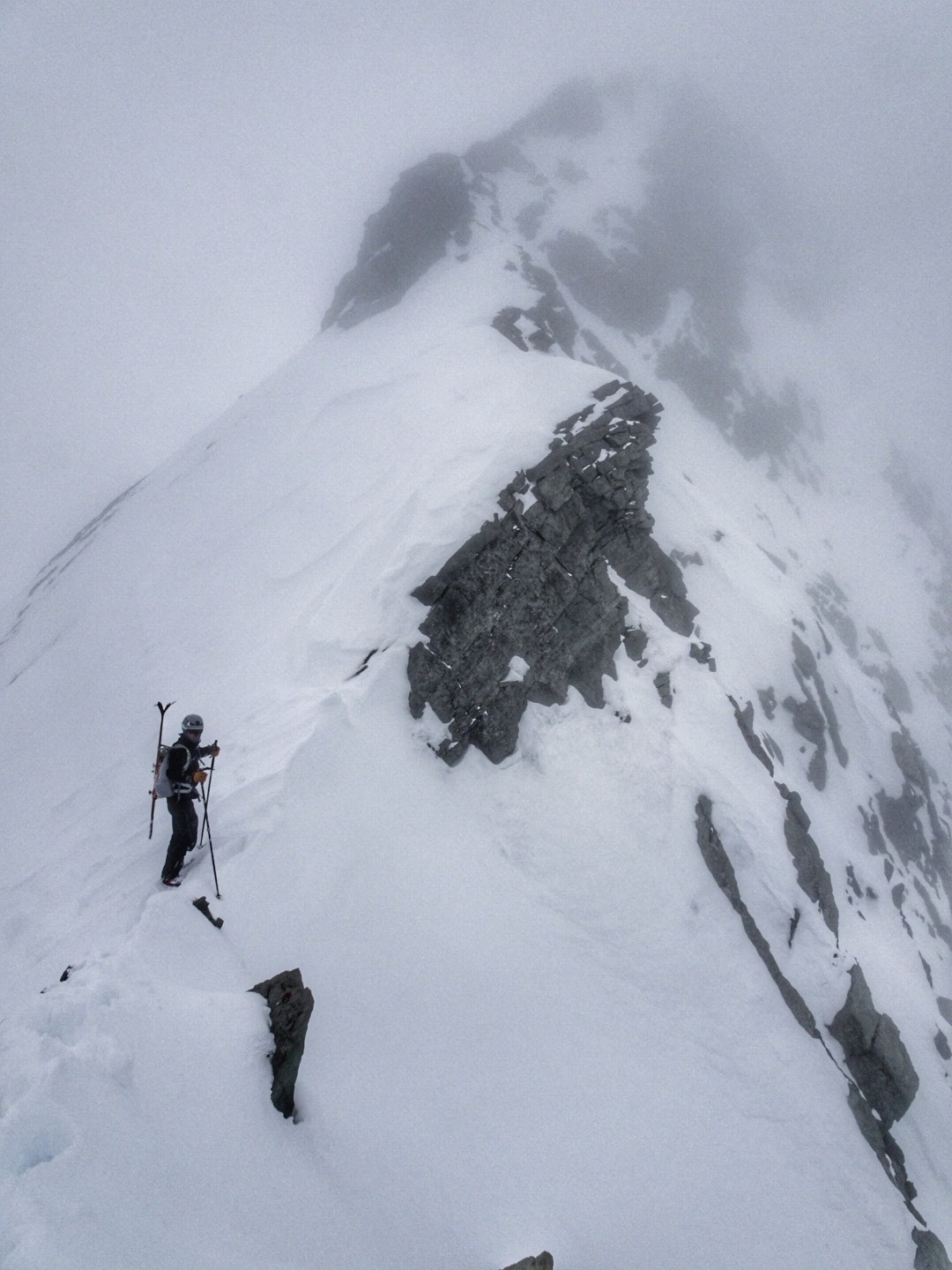 Départ de la face Nord de Turia (à gauche hein!)
