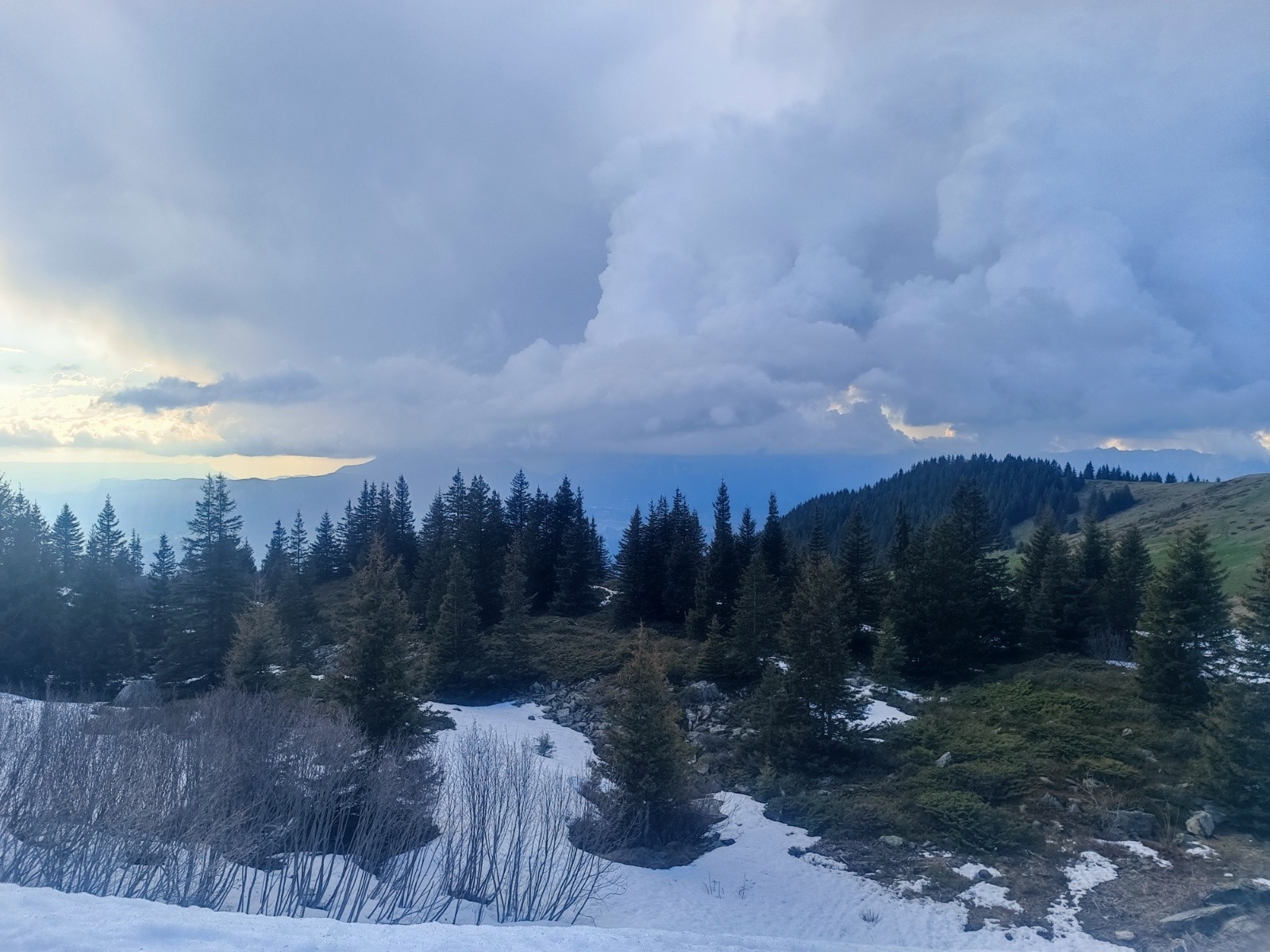&nbsp;Un temps à contempler la Chartreuse... de loin😇
