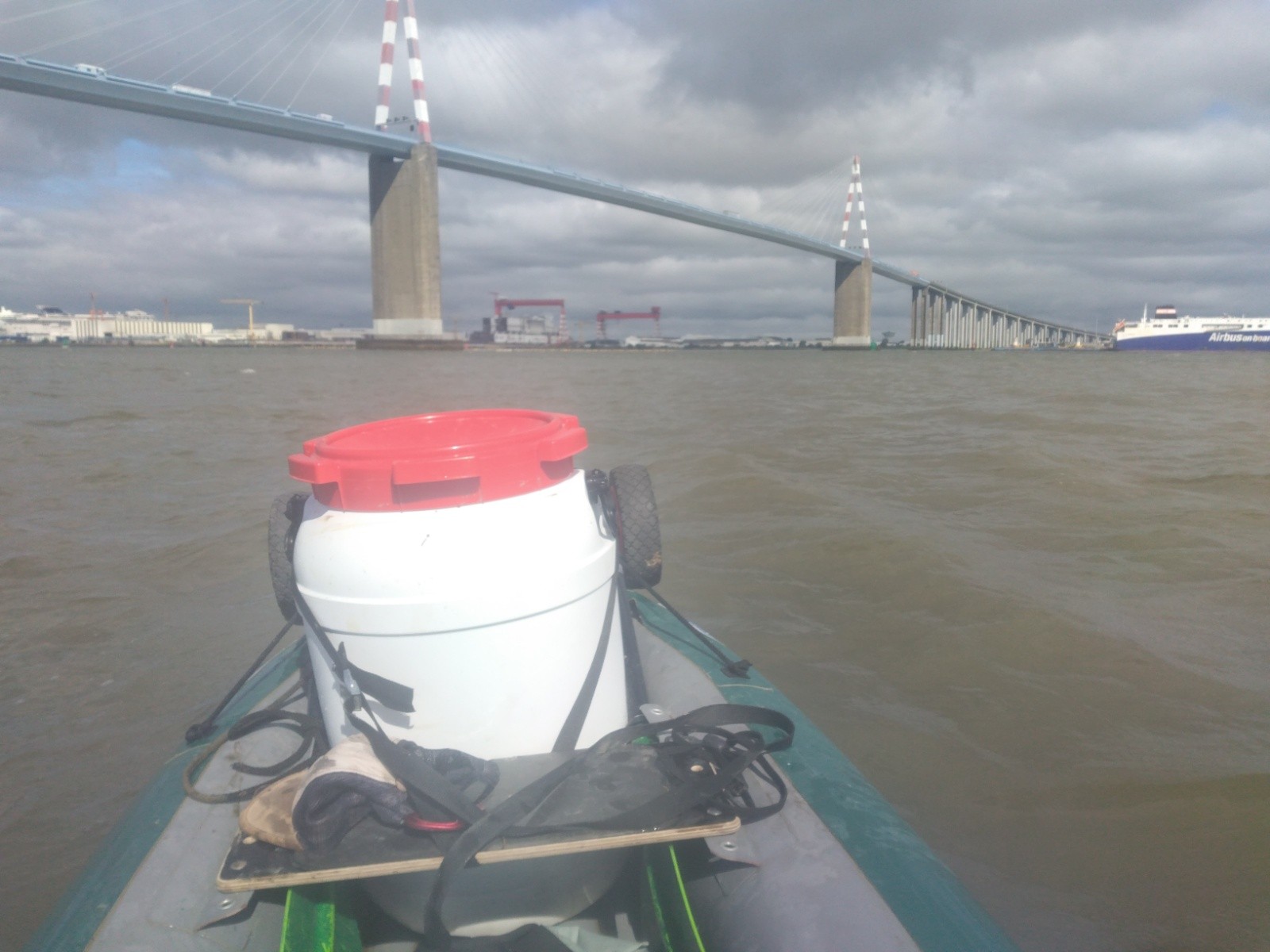 &nbsp;3 mois après le départ, arrivée sur l'Atlantique..&nbsp;